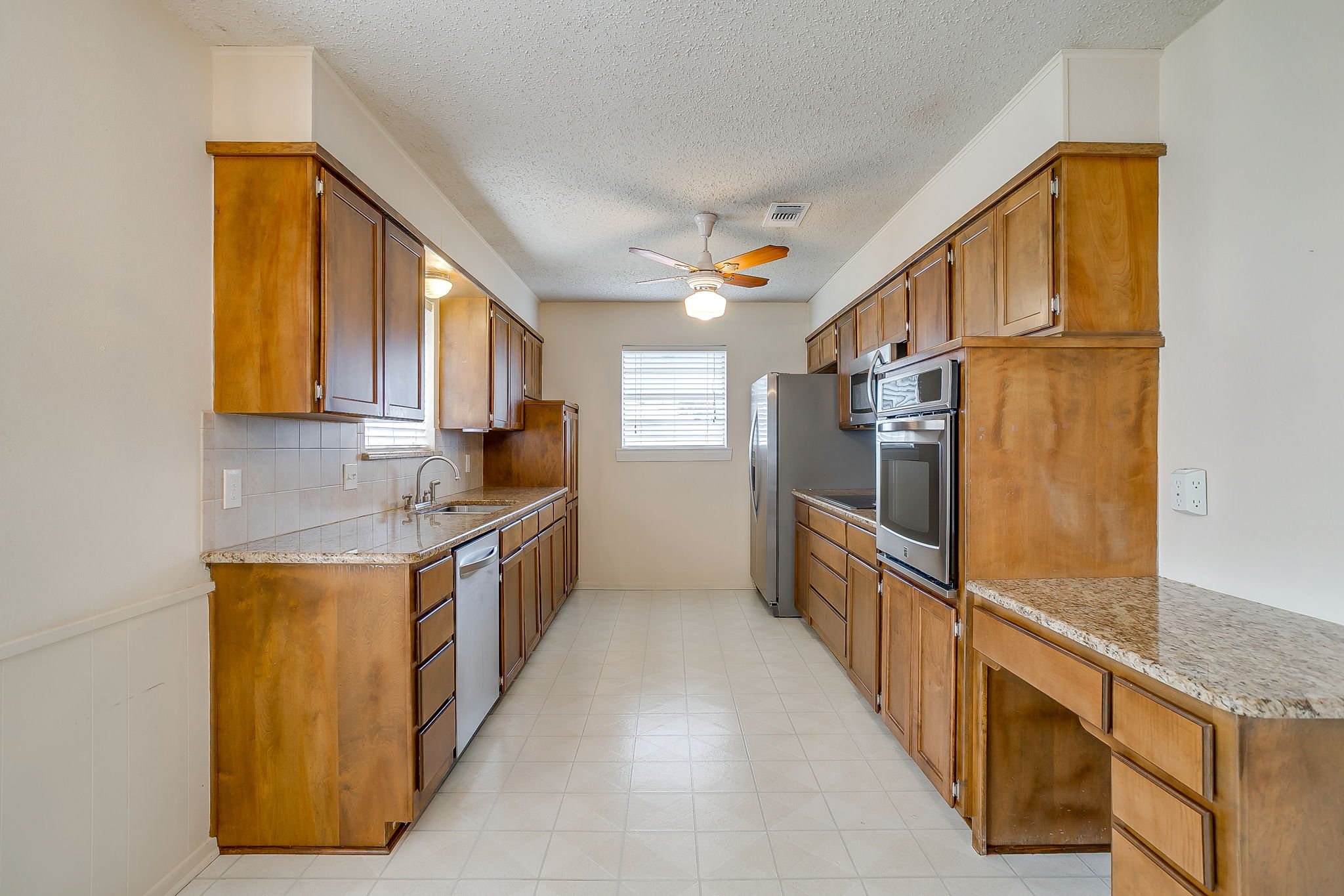 1116 Heather Ct (34 of 64).jpg