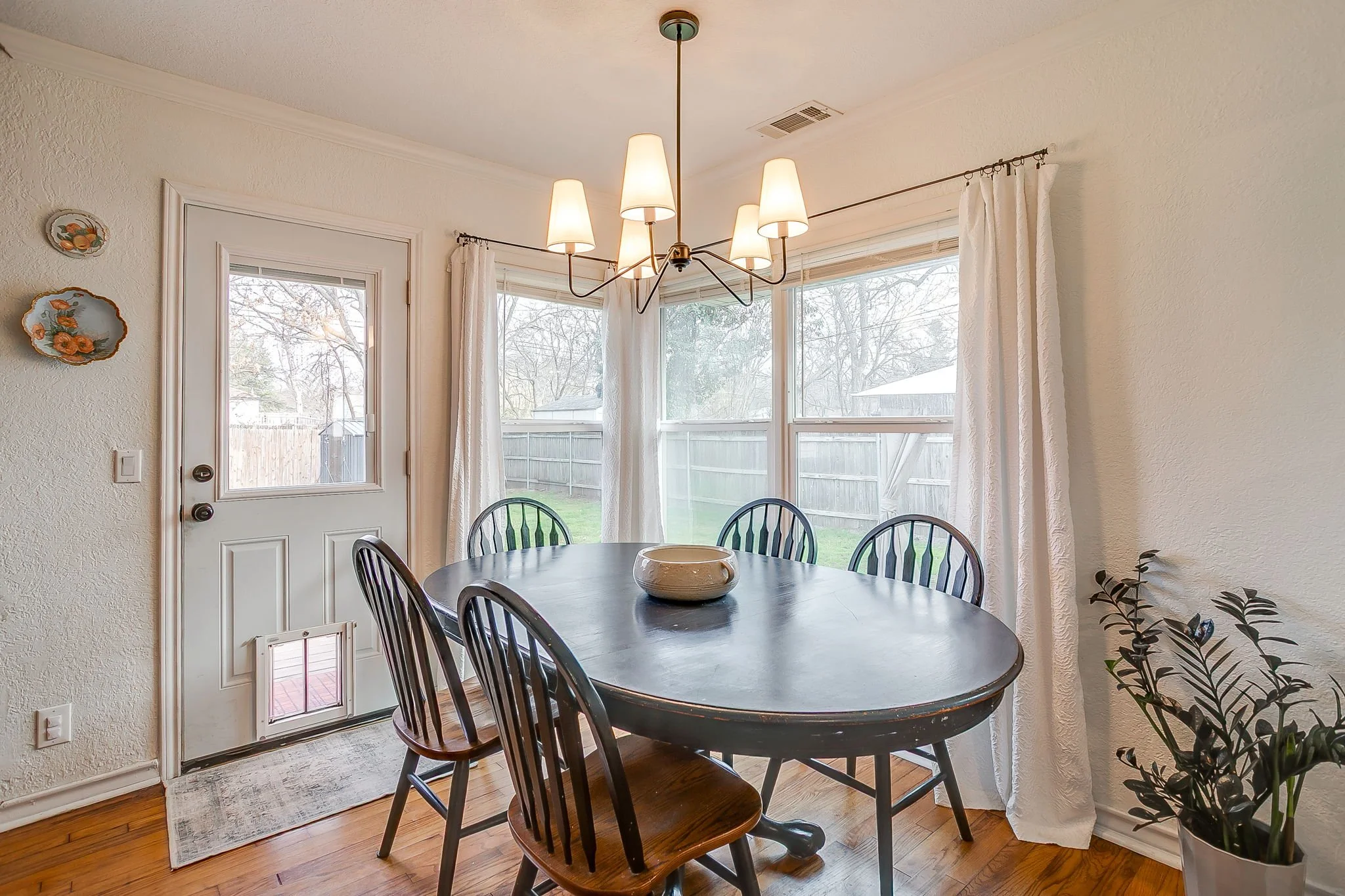 6466 Camp Bowie Blvd (26 of 61).jpg