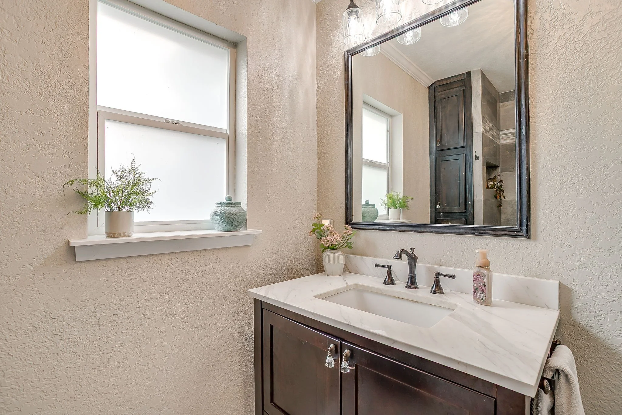 6466 Camp Bowie Blvd (45 of 61).jpg