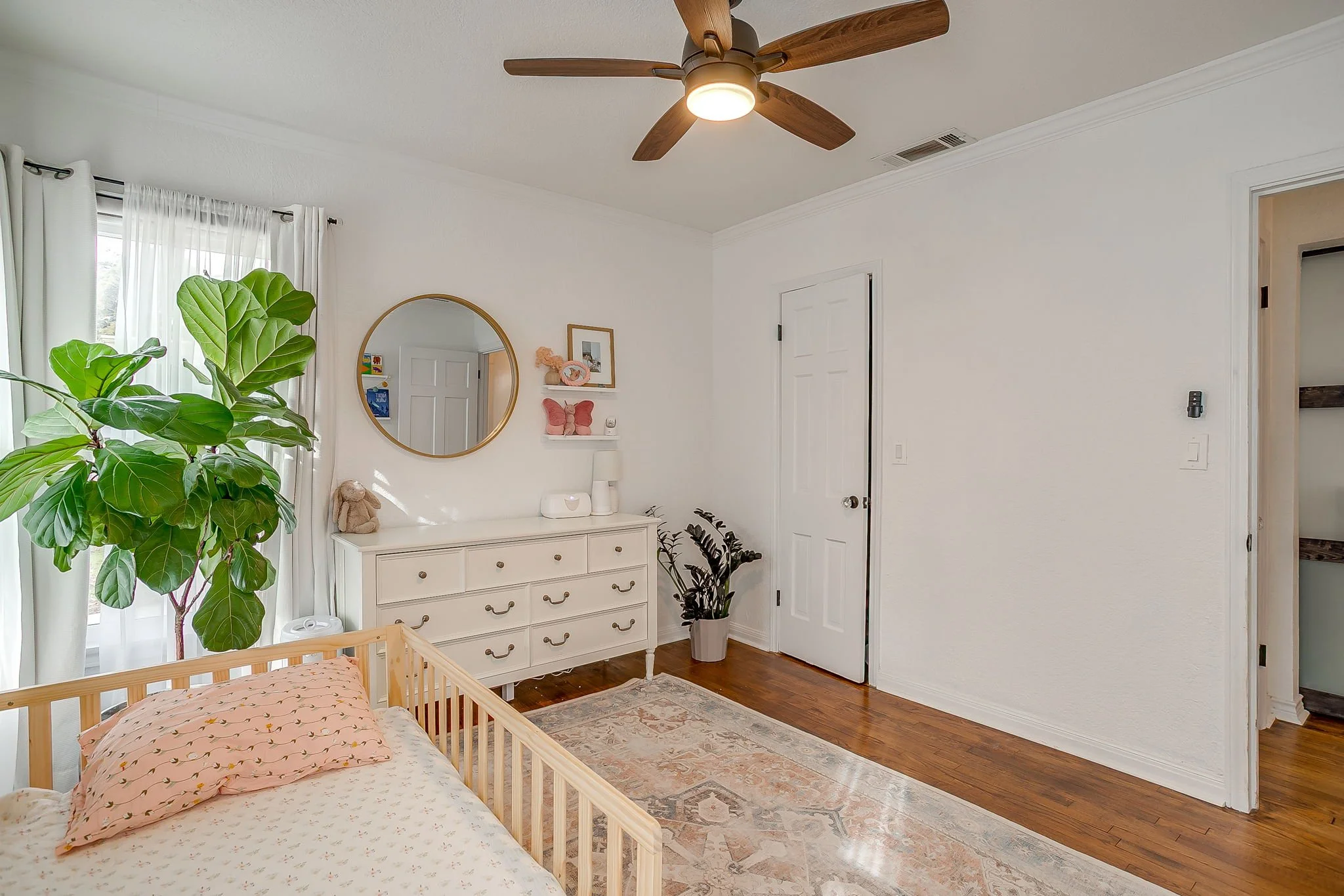 6466 Camp Bowie Blvd (52 of 61).jpg