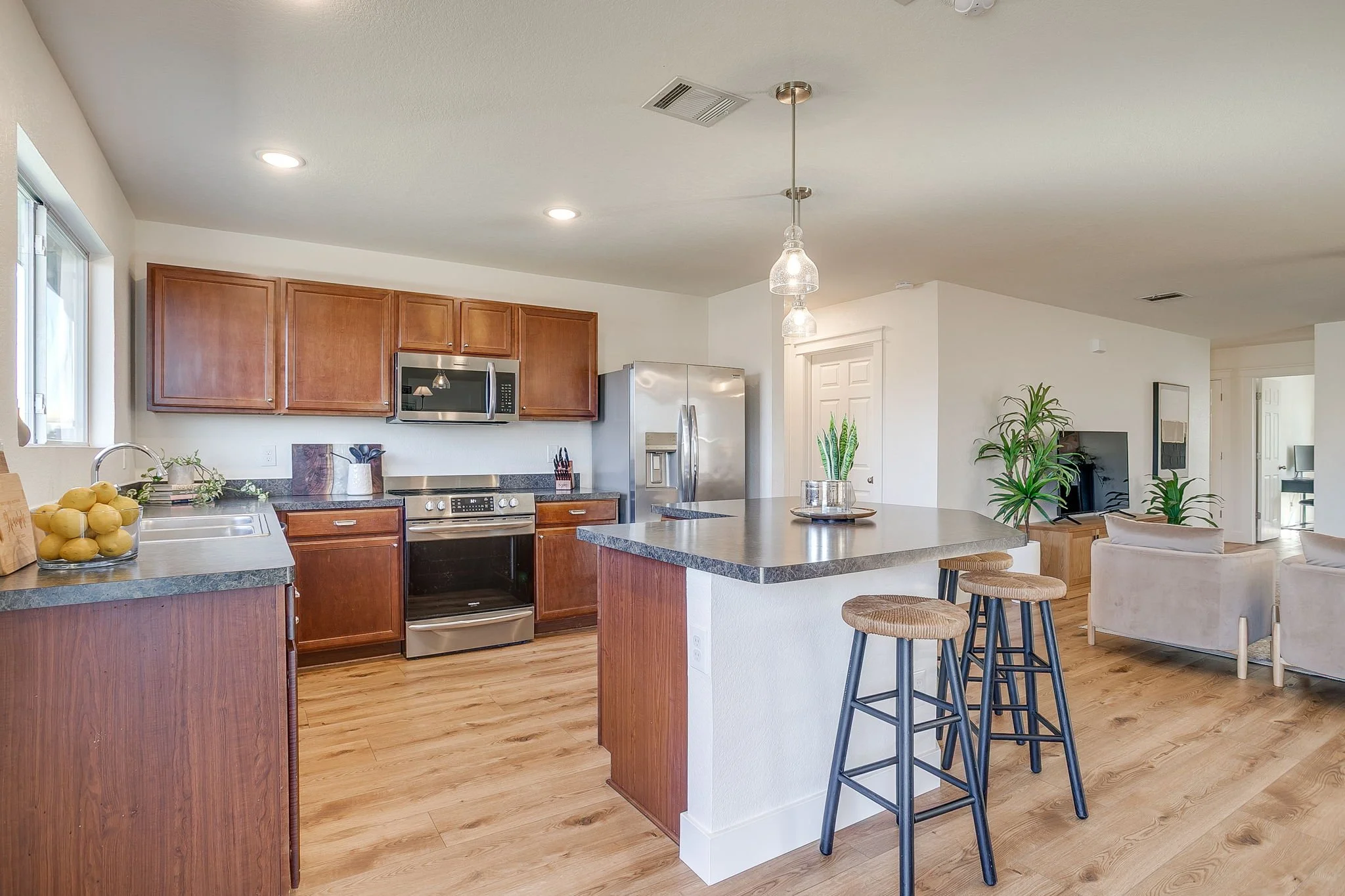 9840 Sparrow Hawk Ln (29 of 56).jpg