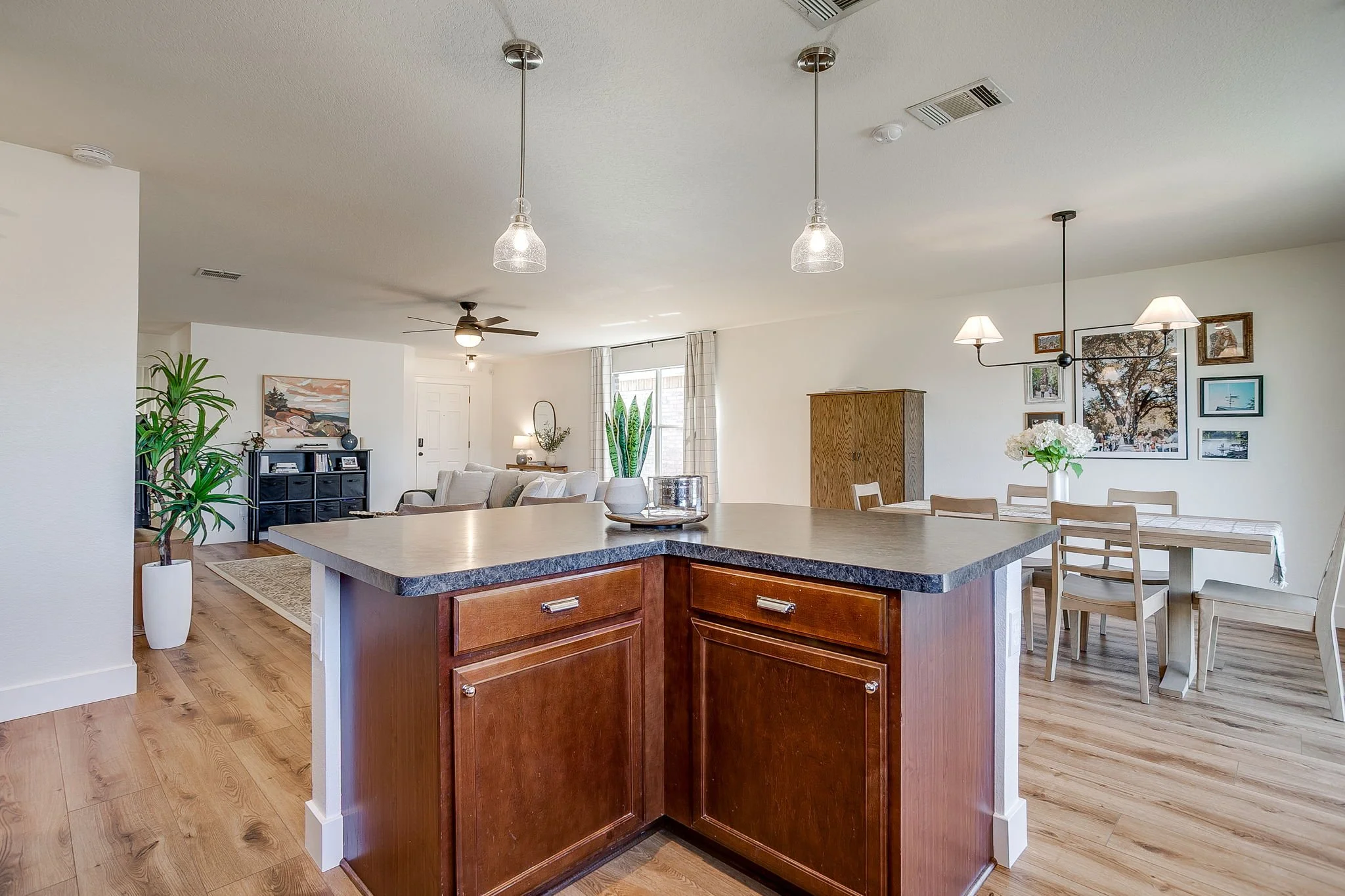 9840 Sparrow Hawk Ln (33 of 56).jpg