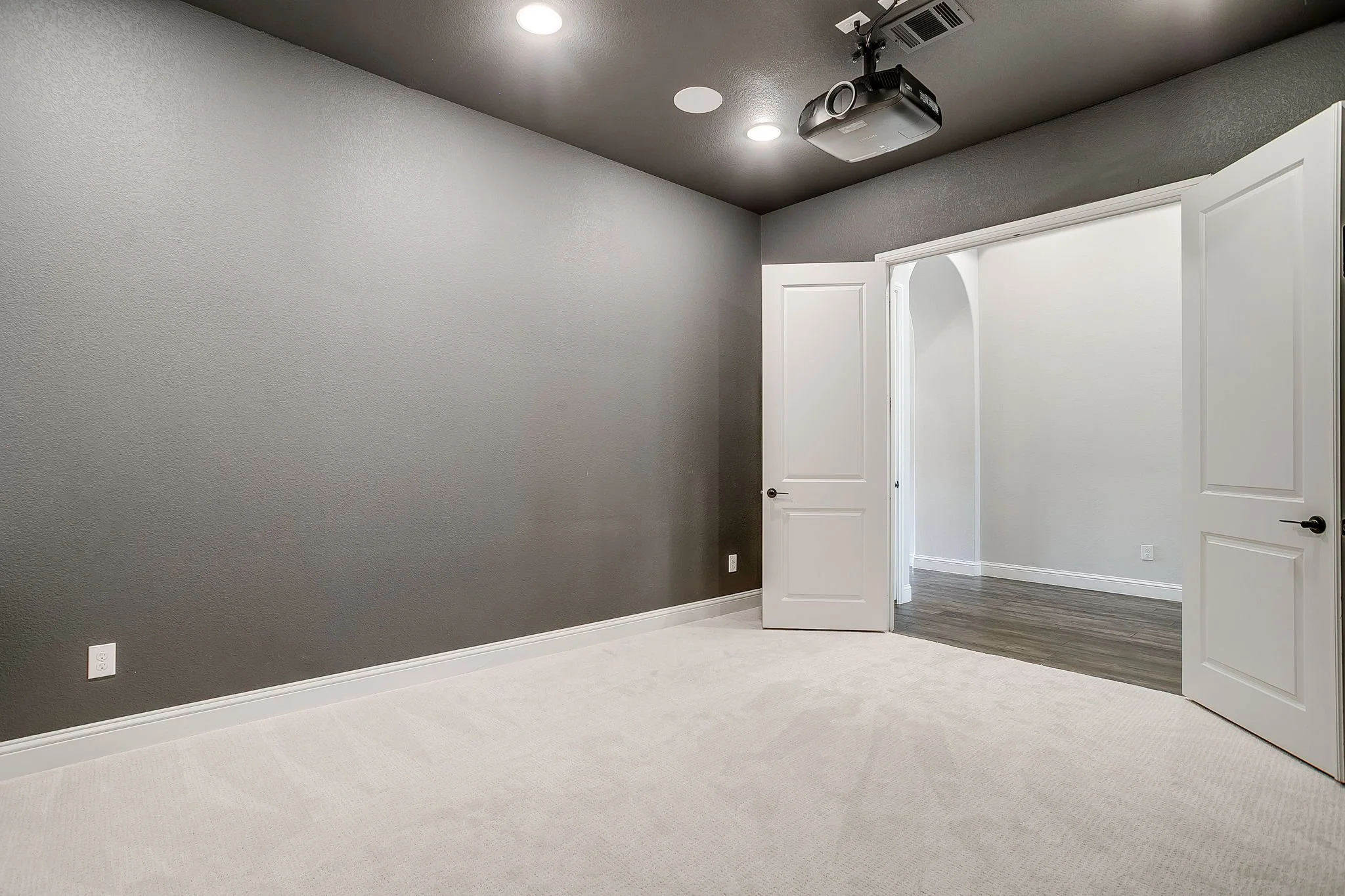 2608 Eclipse Pl (48 of 59).jpg