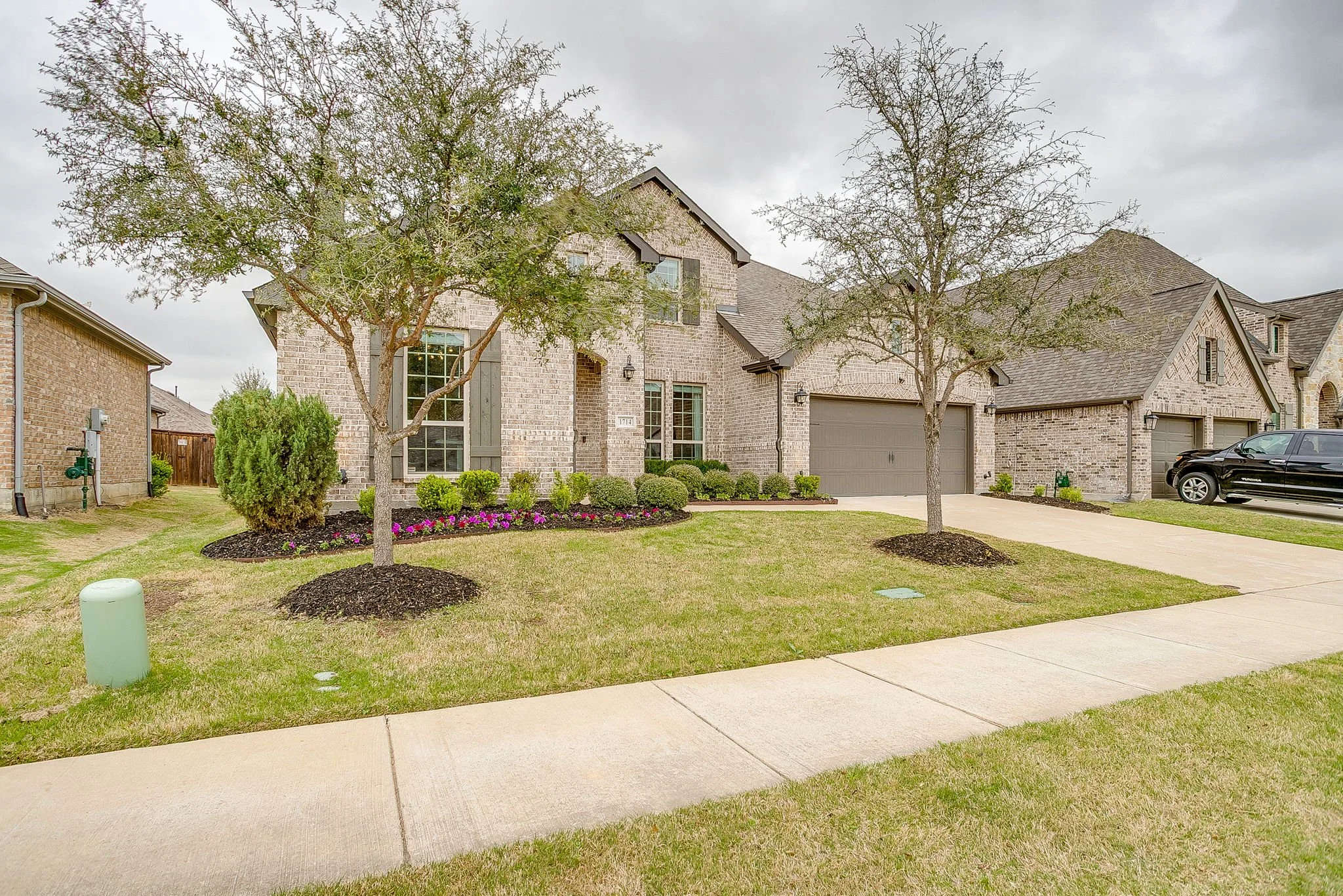 1714 Cherry Blossom Ln (13 of 59).jpg