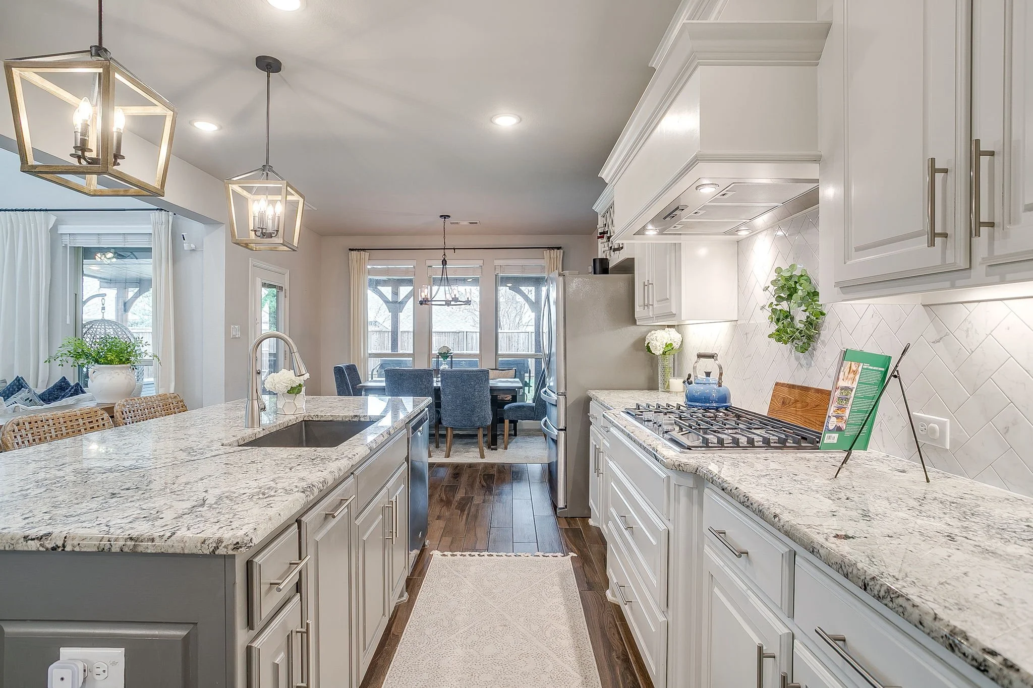 1714 Cherry Blossom Ln (30 of 59).jpg