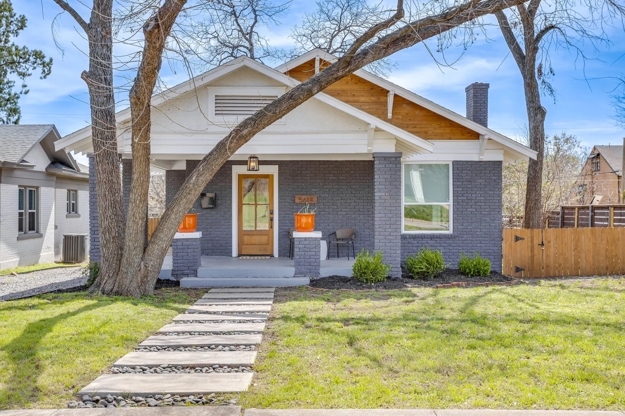 5614 Richmond Ave (18 of 71).jpg