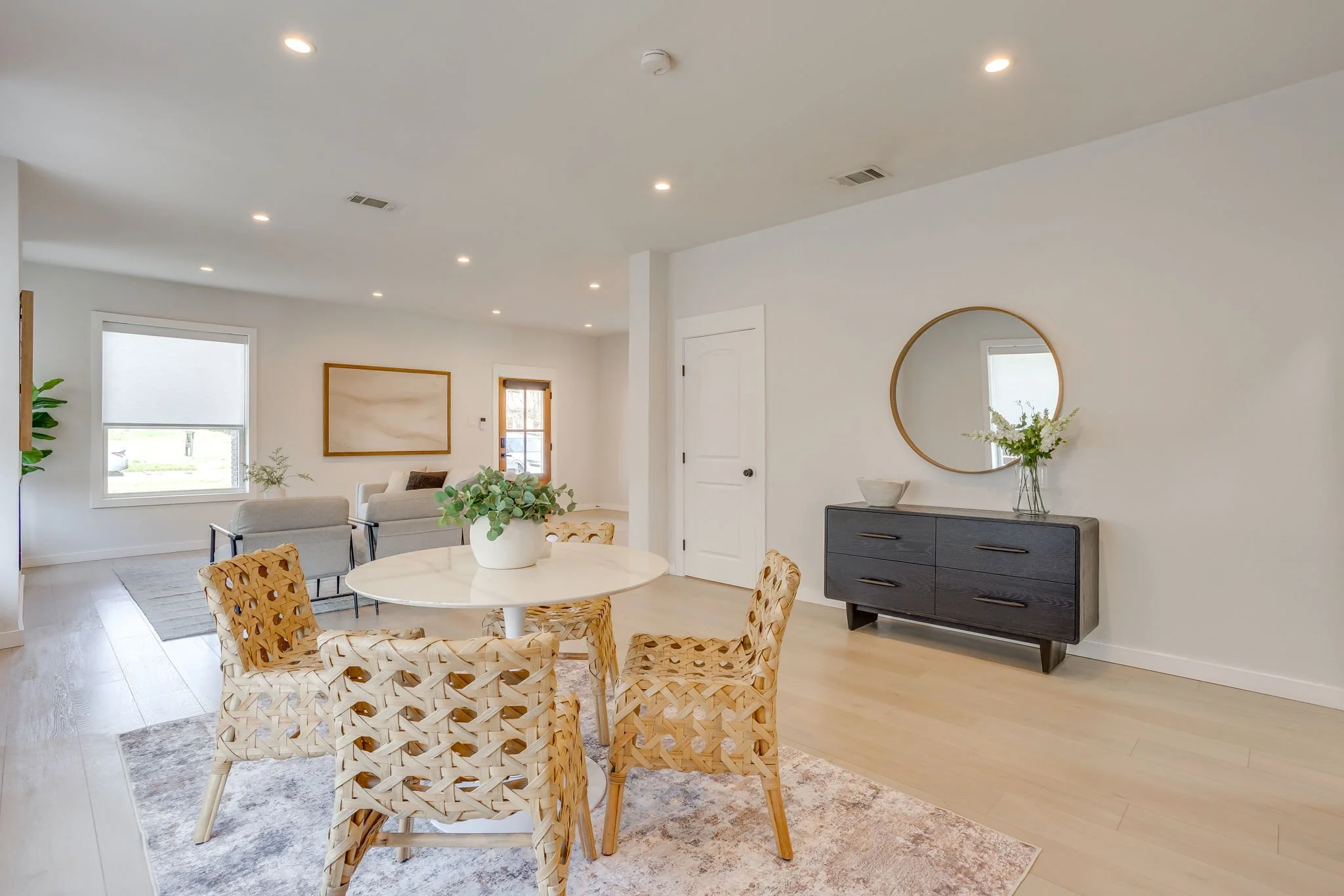 5614 Richmond Ave (37 of 71).jpg