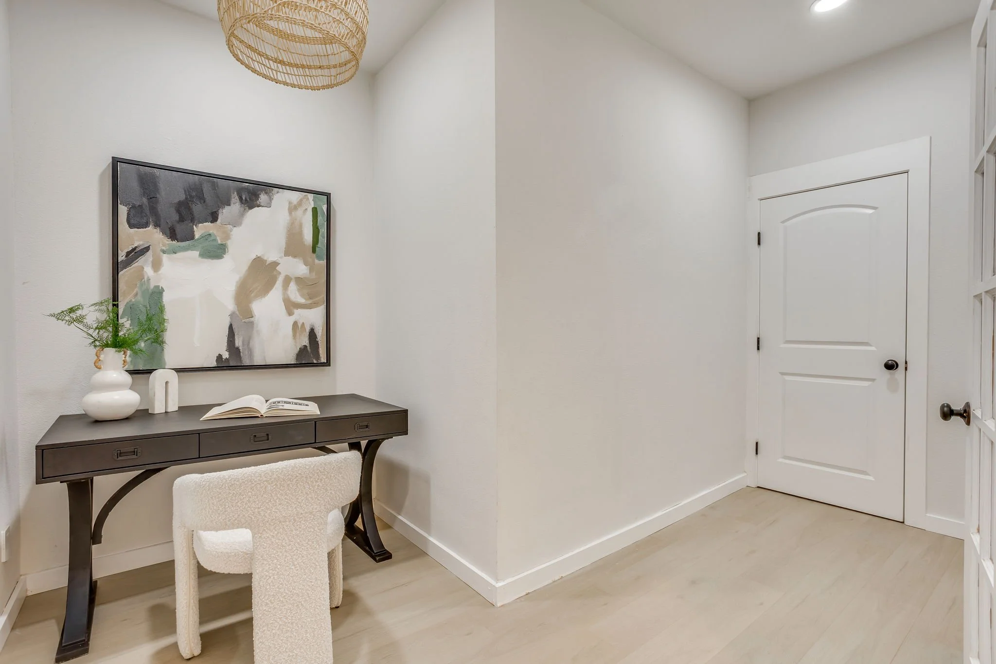 5614 Richmond Ave (53 of 71).jpg