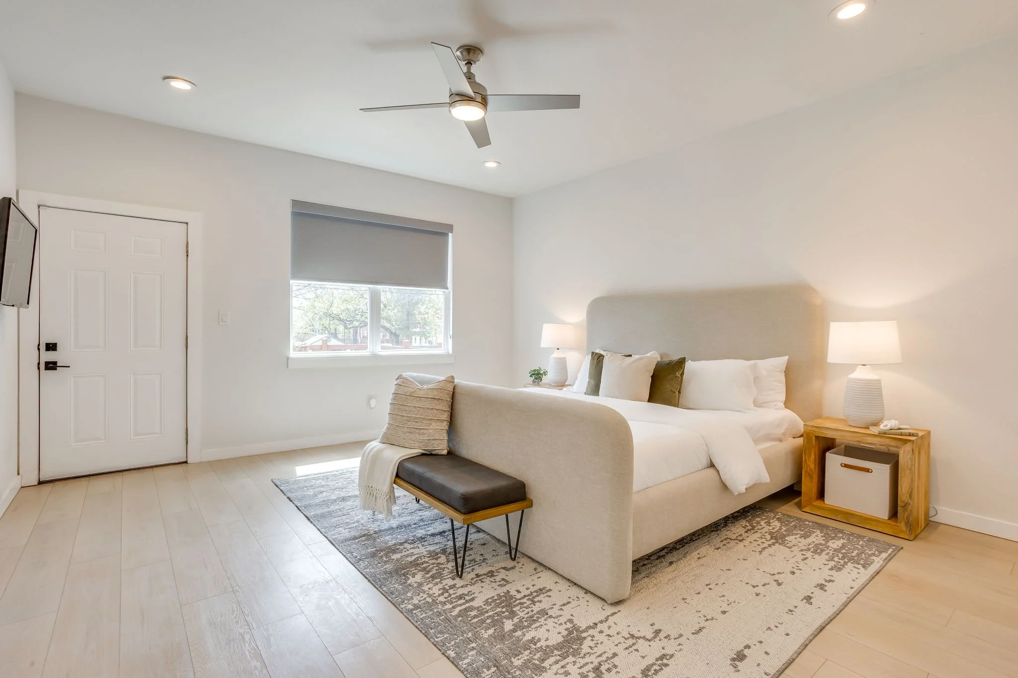 5614 Richmond Ave (60 of 71).jpg