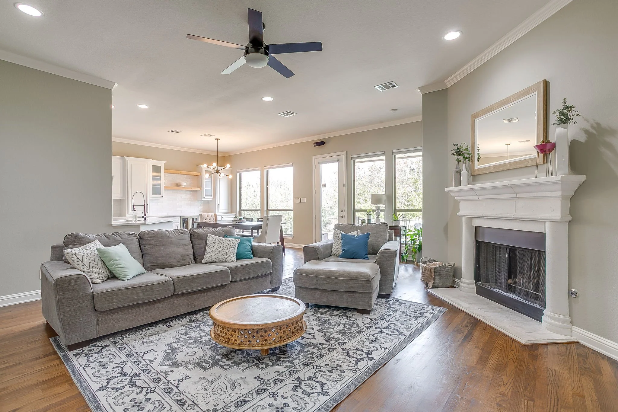 3420 Madison Ct (4 of 55).jpg