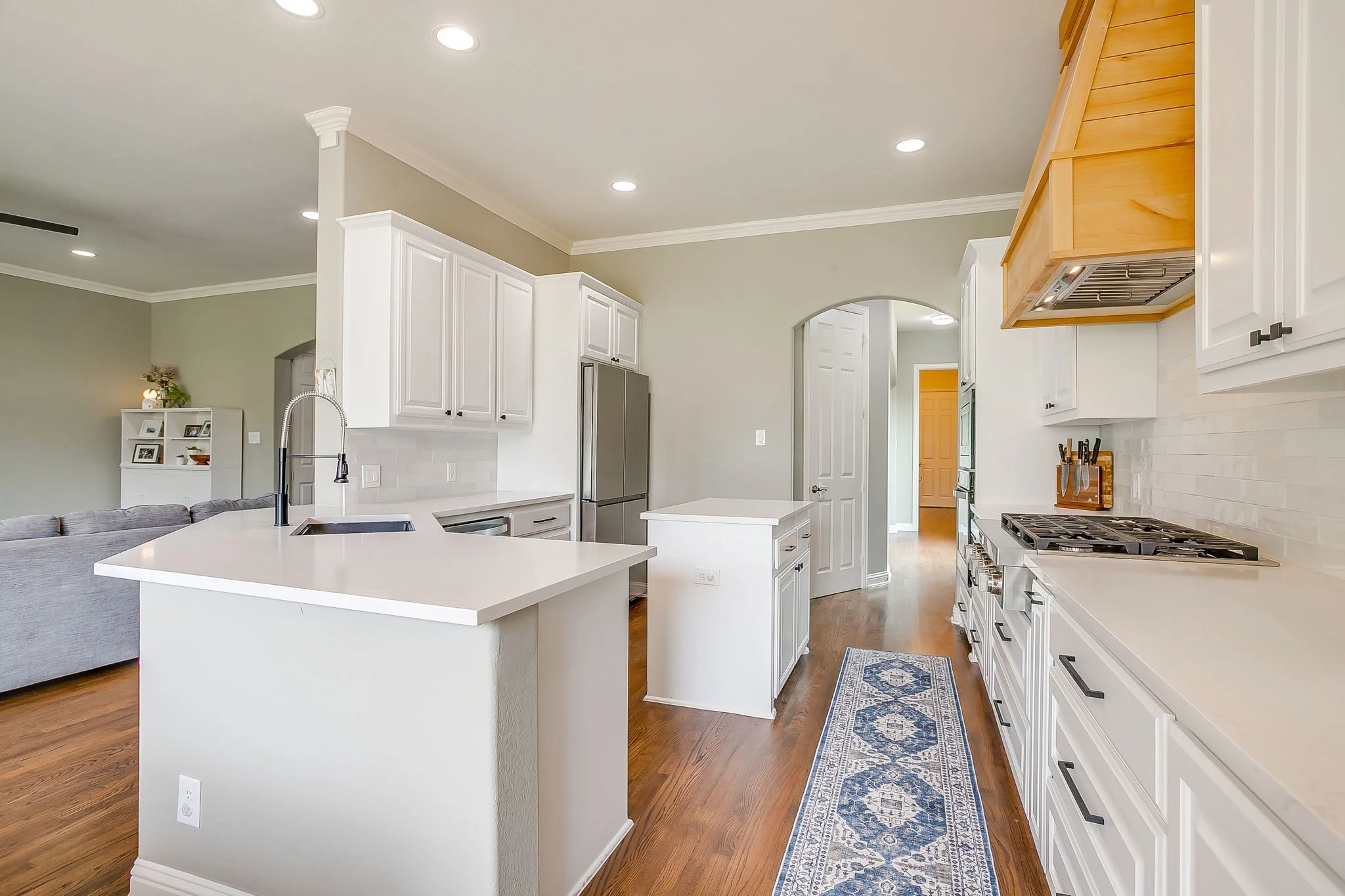 3420 Madison Ct (13 of 55).jpg