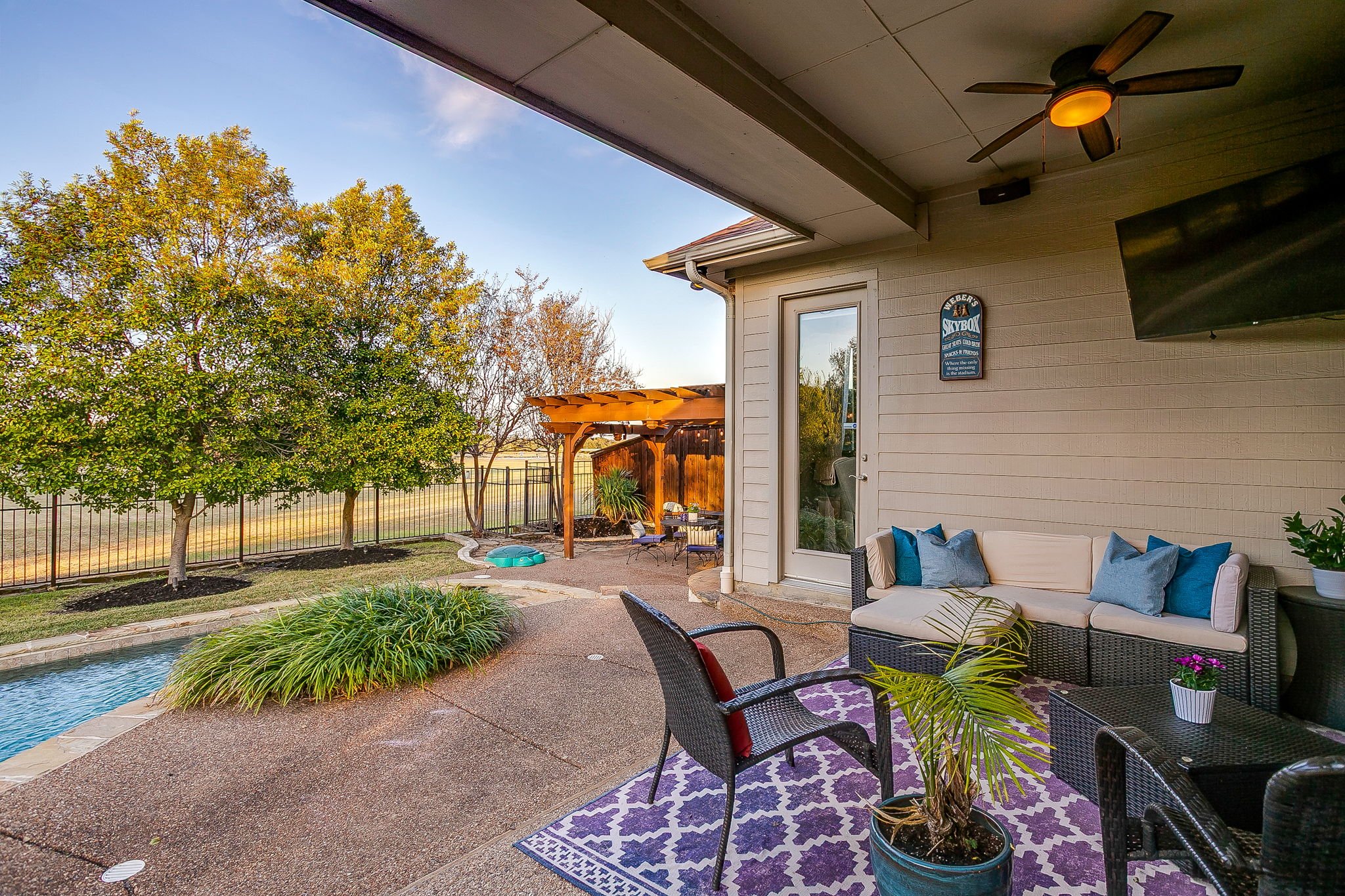 3420 Madison Ct (27 of 36).jpg