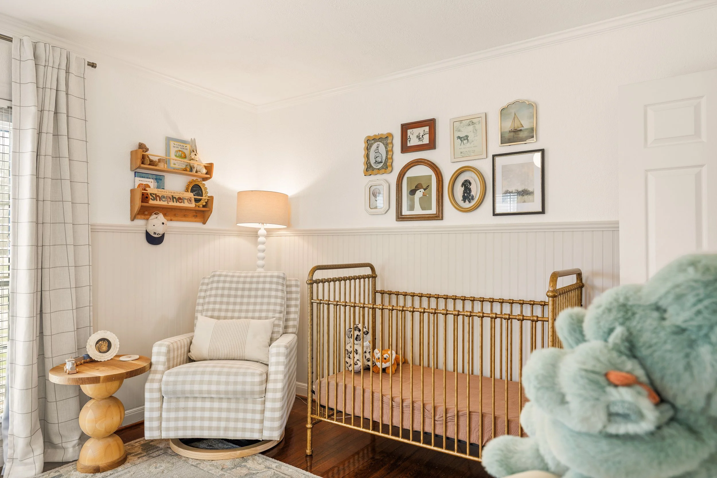 049 Bedroom - 4216 Locke.jpg