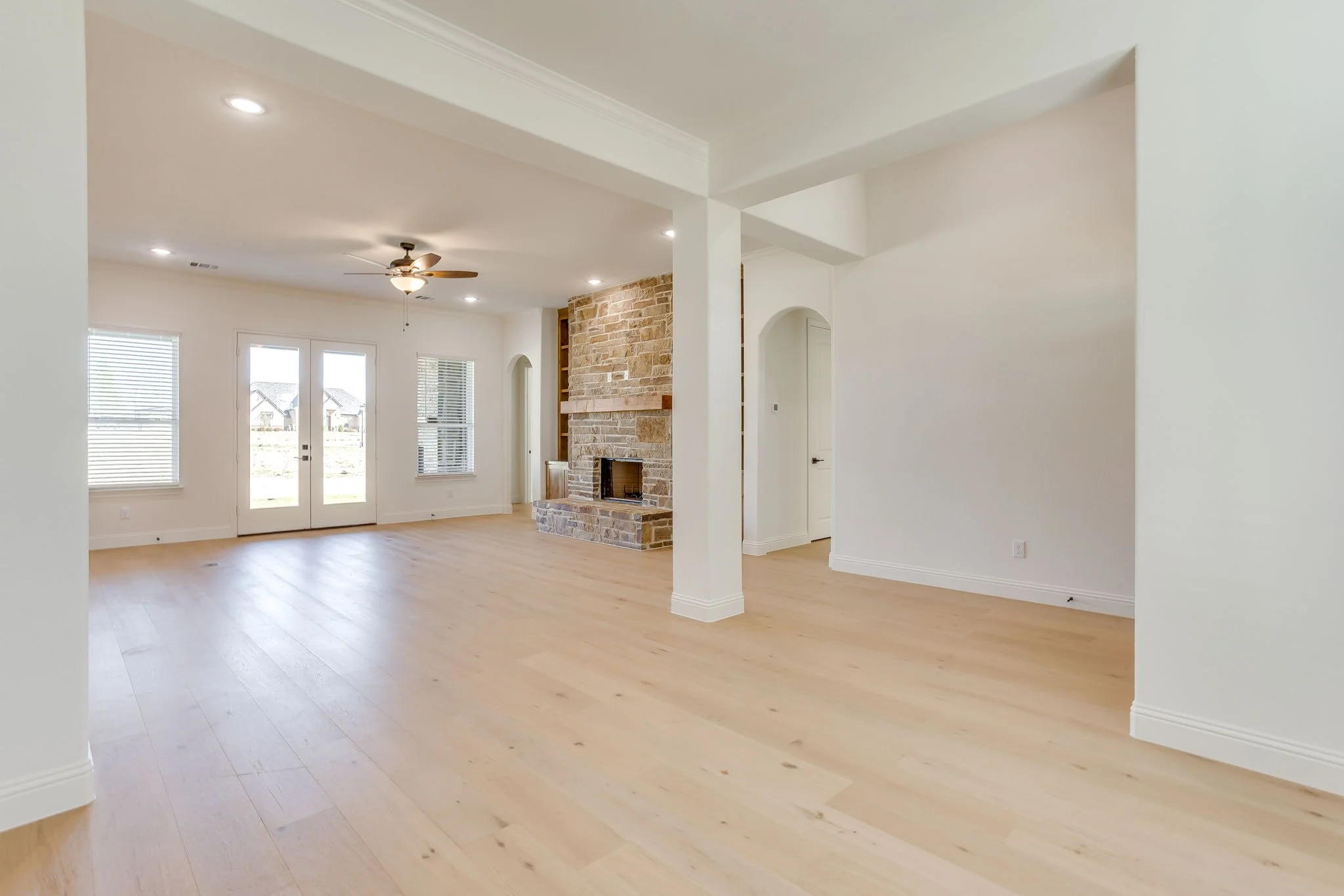 900 Medaris Way (8 of 47).jpg