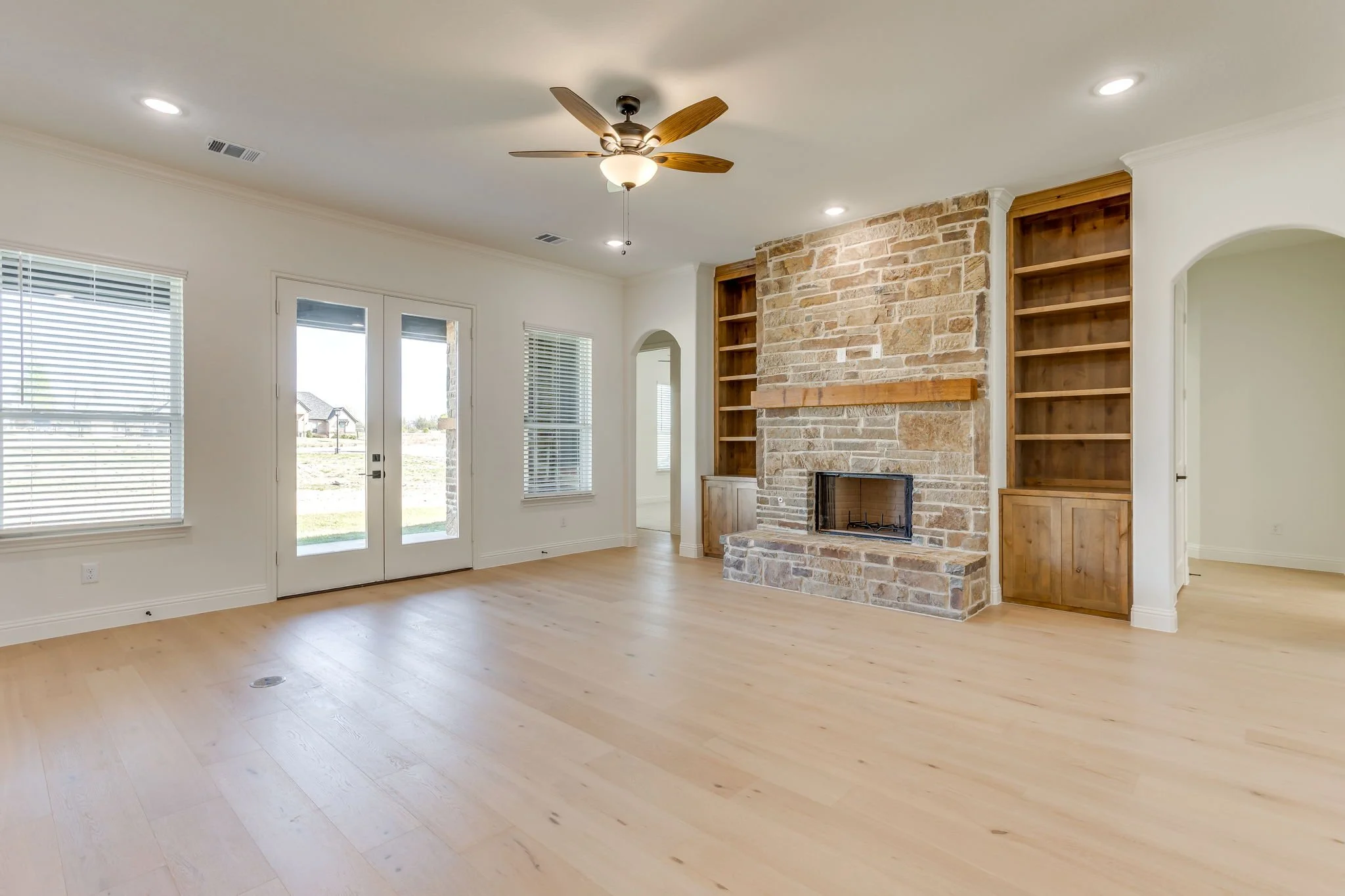 900 Medaris Way (9 of 47).jpg