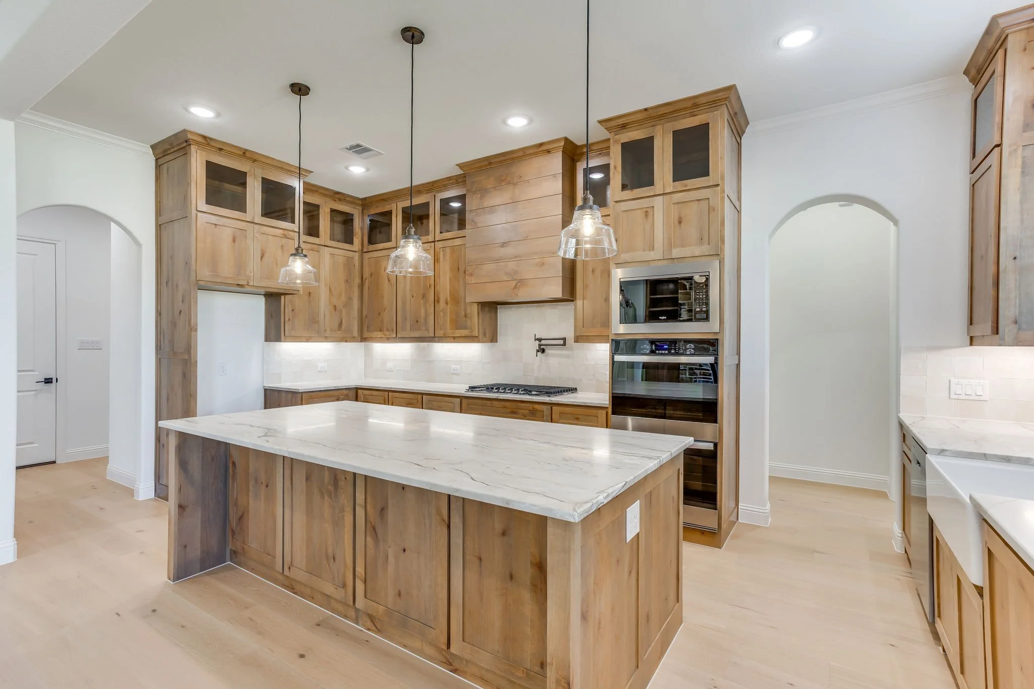 900 Medaris Way (14 of 47).jpg