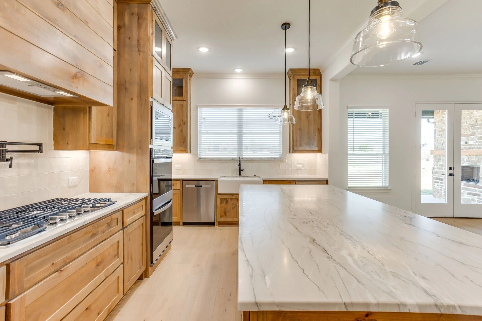 900 Medaris Way (19 of 47).jpg