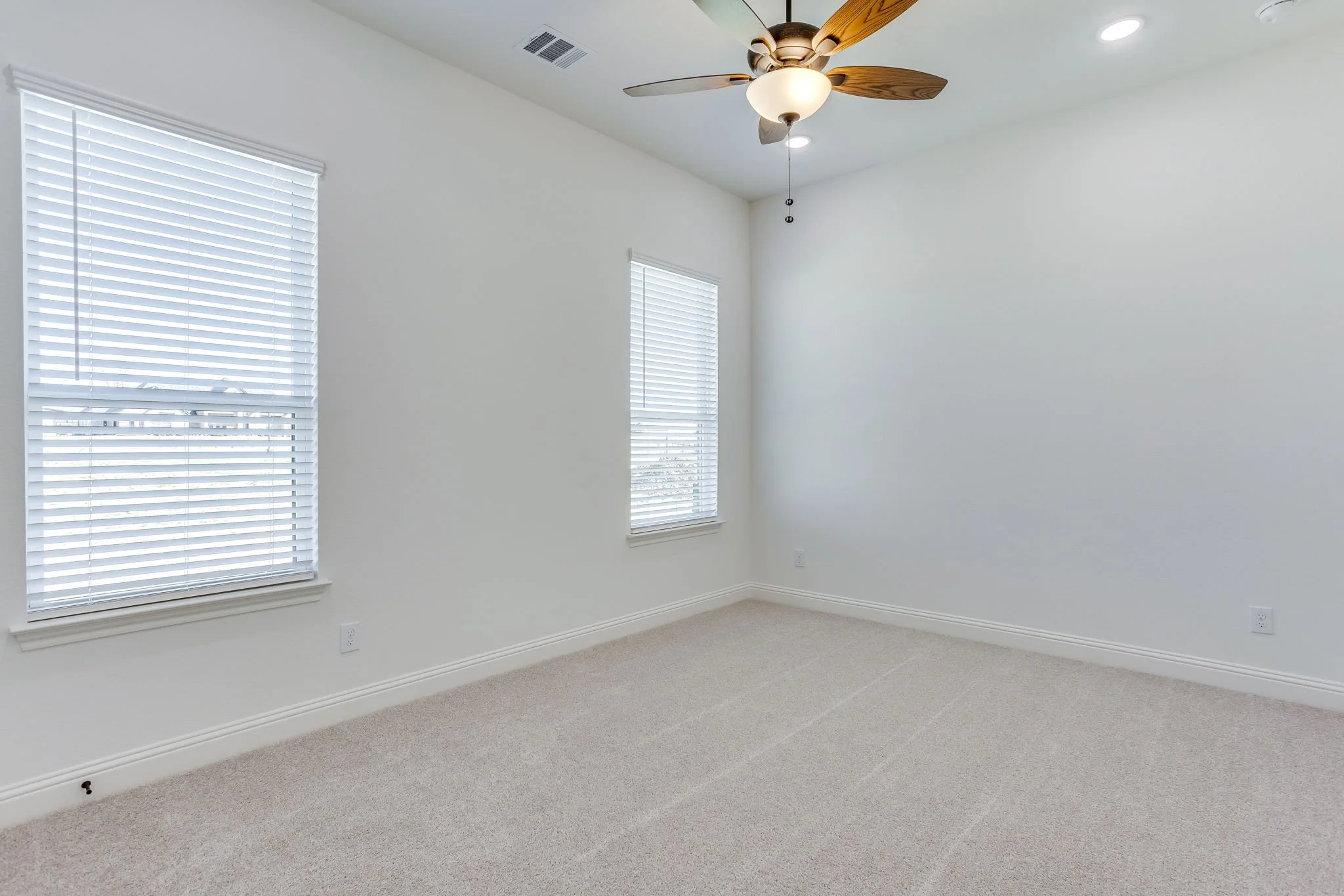 900 Medaris Way (29 of 47).jpg