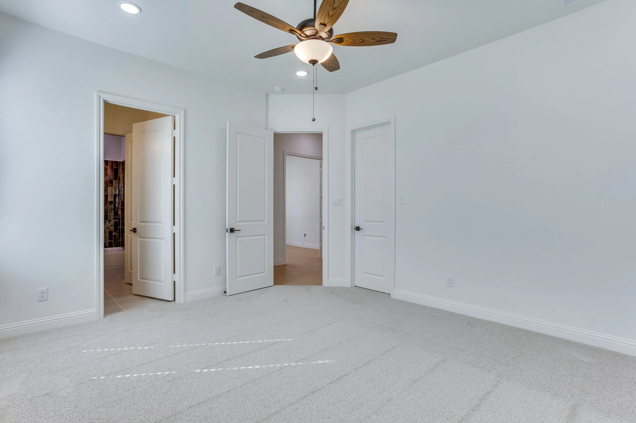 900 Medaris Way (33 of 47).jpg