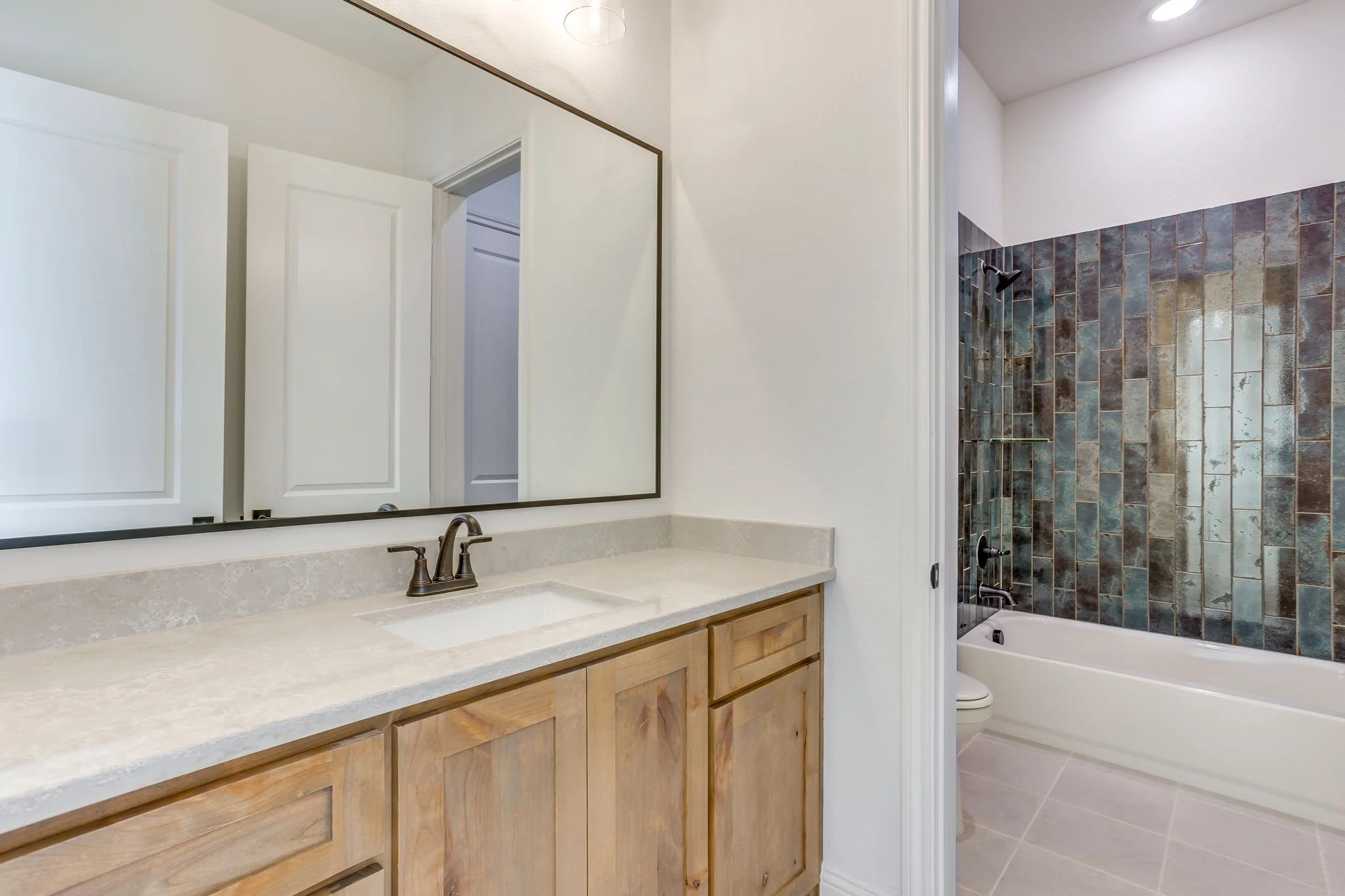 900 Medaris Way (34 of 47).jpg