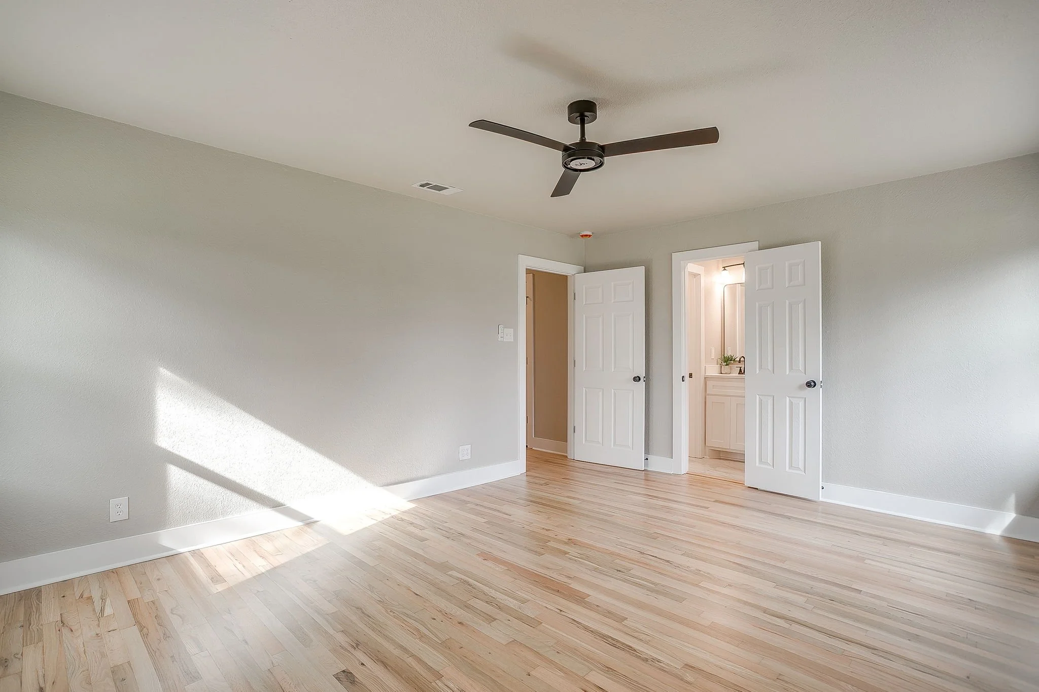 103 Vanshire Rd W (27 of 45).jpg