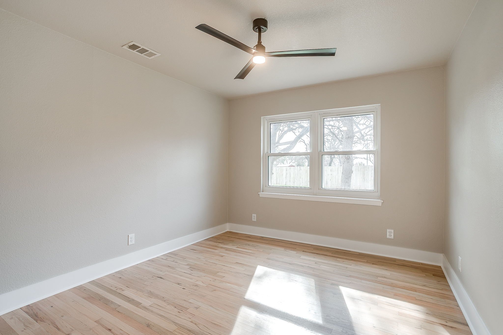 103 Vanshire Rd W (37 of 45).jpg