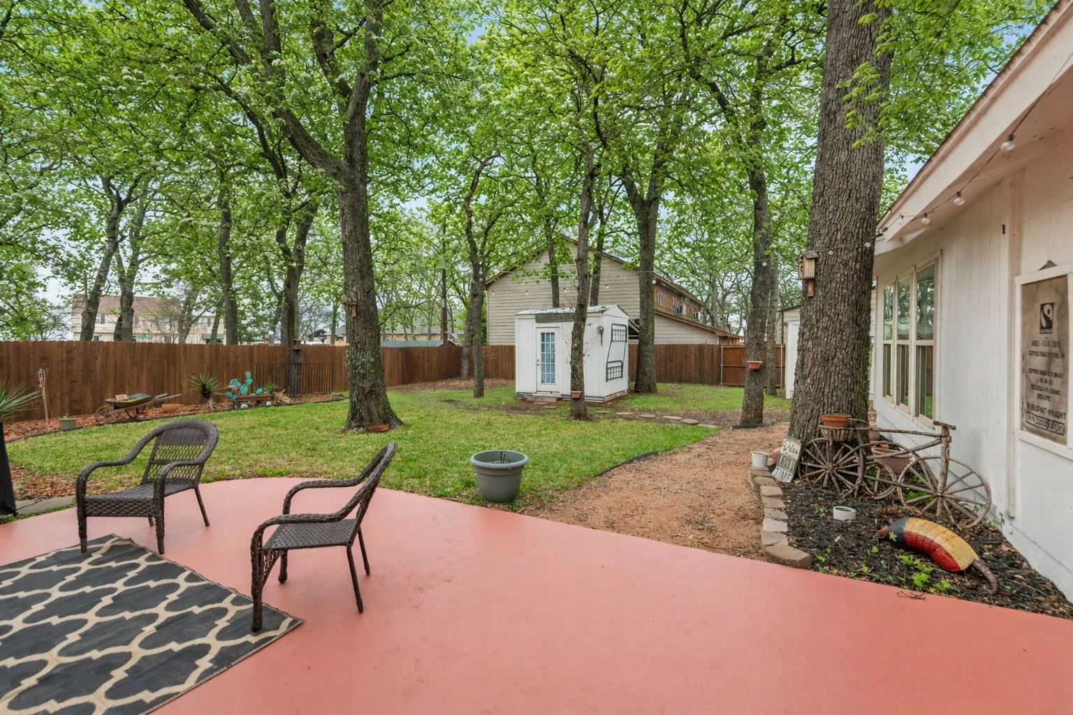 BACK PATIO PHOTO.jpg