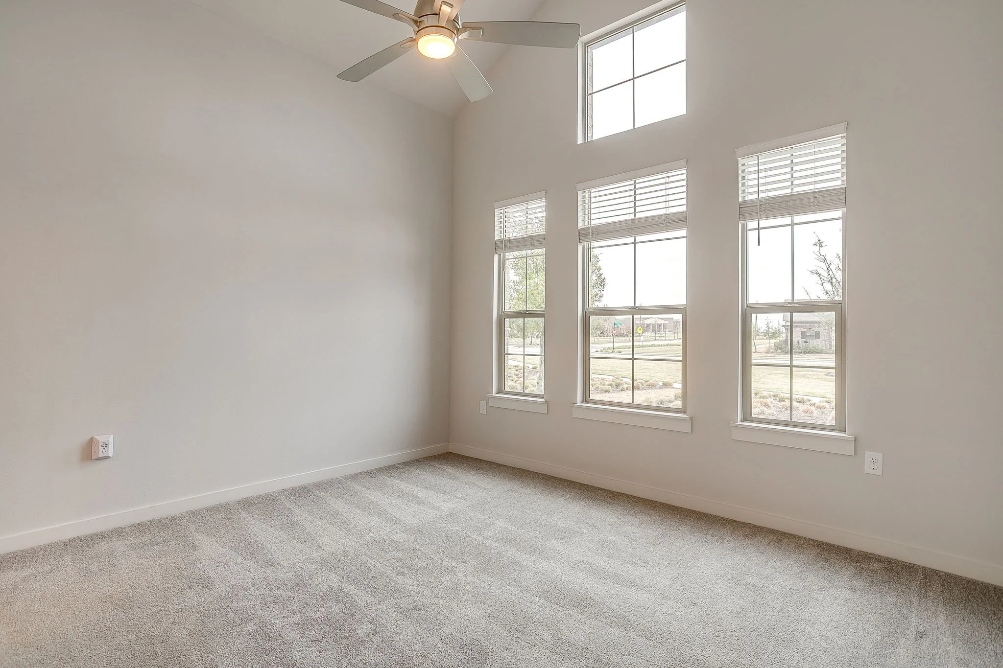 1020 Foxglove Ln (29 of 47).jpg