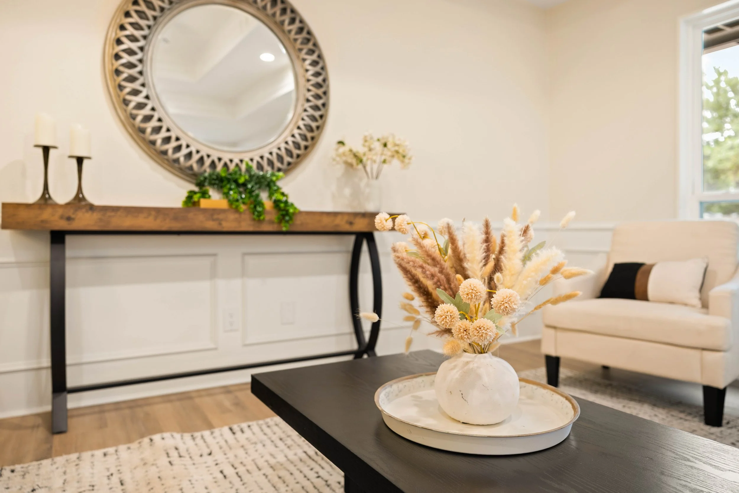 020 Formal Living - 2850 Oak Tree.jpg