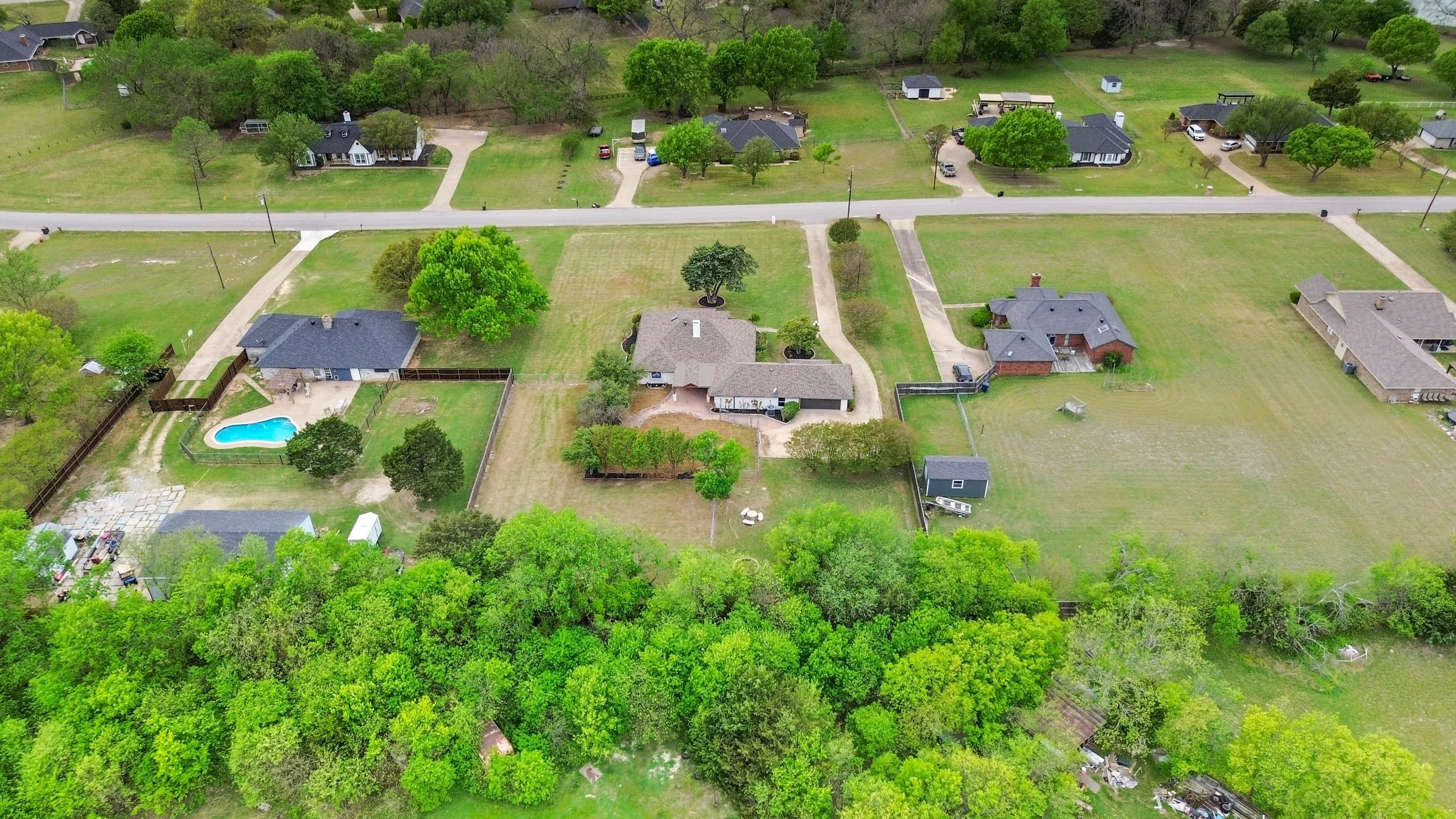 063 Aerial Back - 2850 Oak Tree.jpg