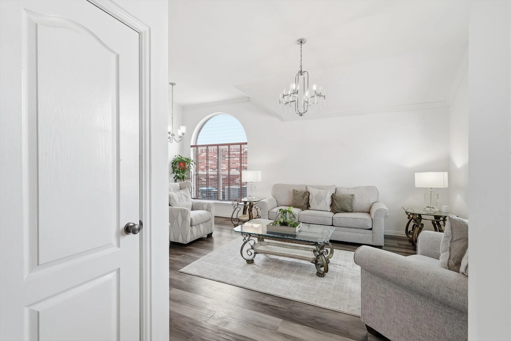 06-8360 Whippoorwill Dr FINAL-6.jpg