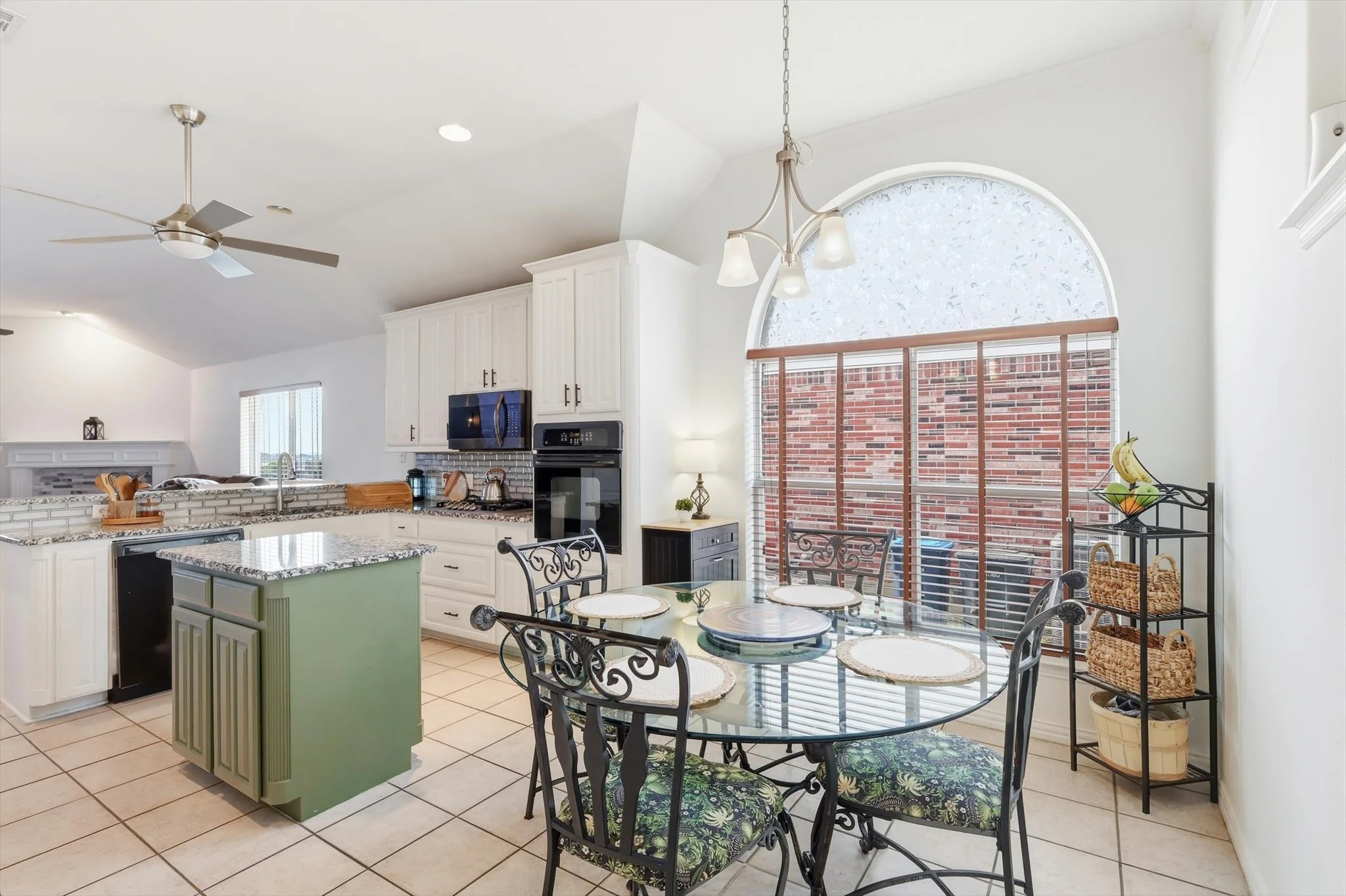 16-8360 Whippoorwill Dr FINAL-16.jpg