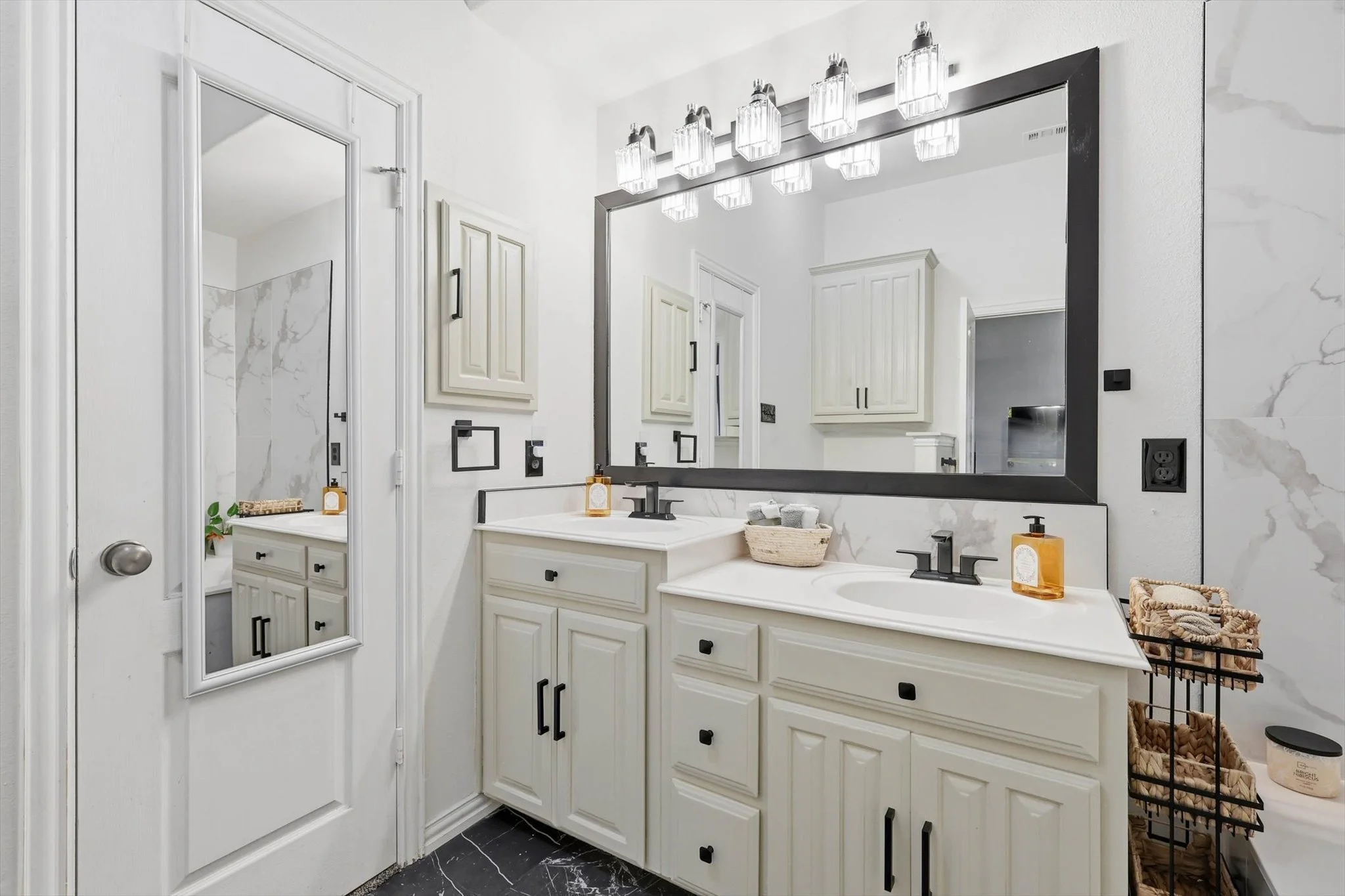 28-8360 Whippoorwill Dr FINAL-28.jpg