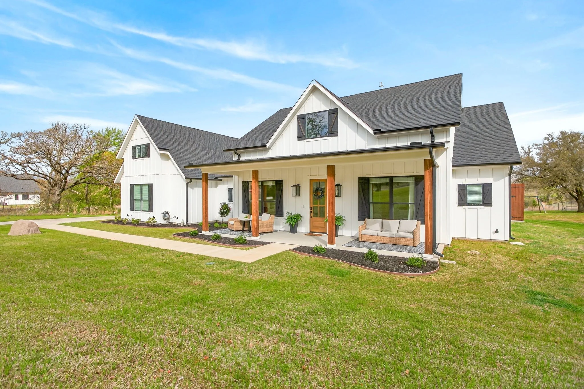 136 Grace Vw Rd (10 of 77).jpg