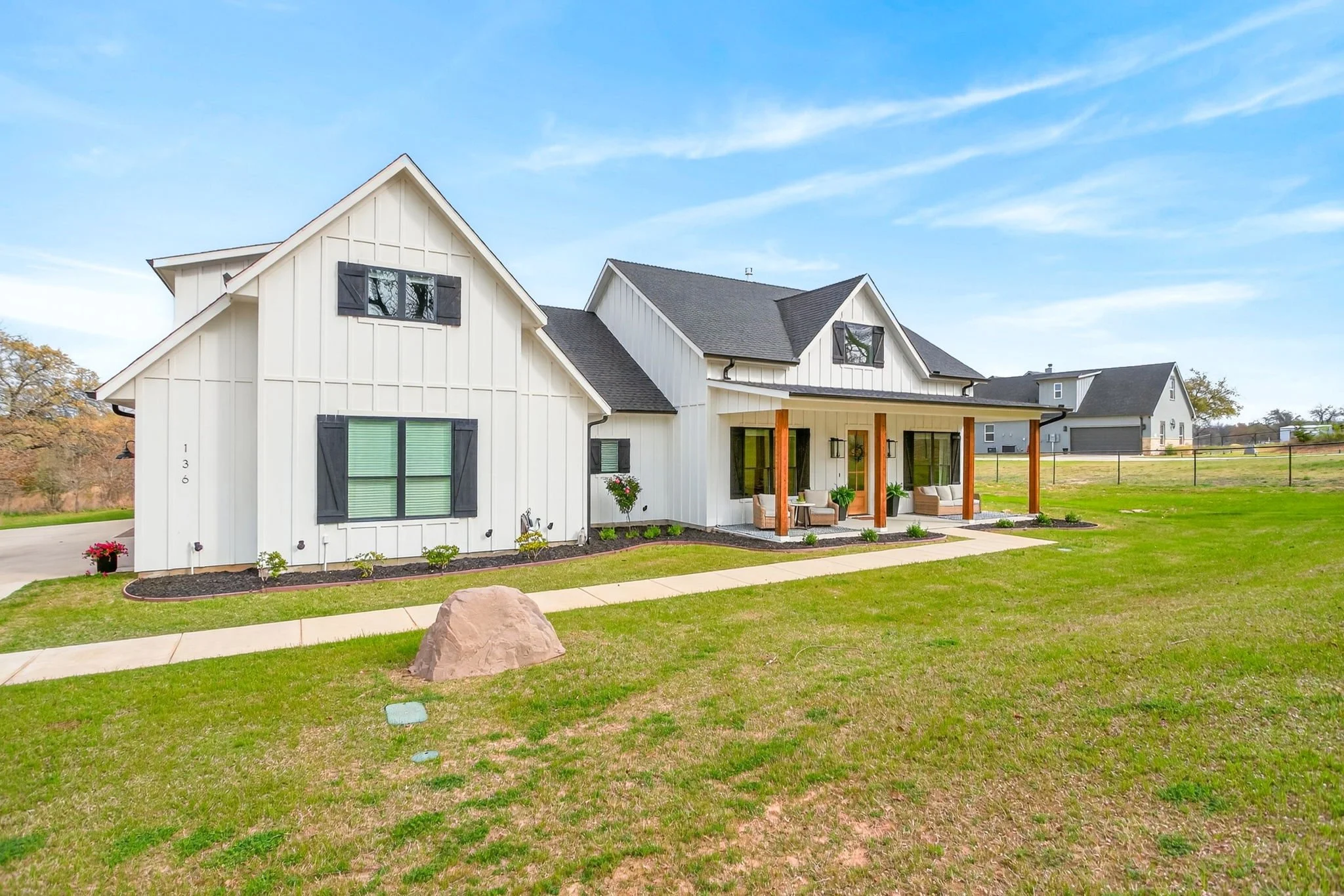 136 Grace Vw Rd (12 of 77).jpg