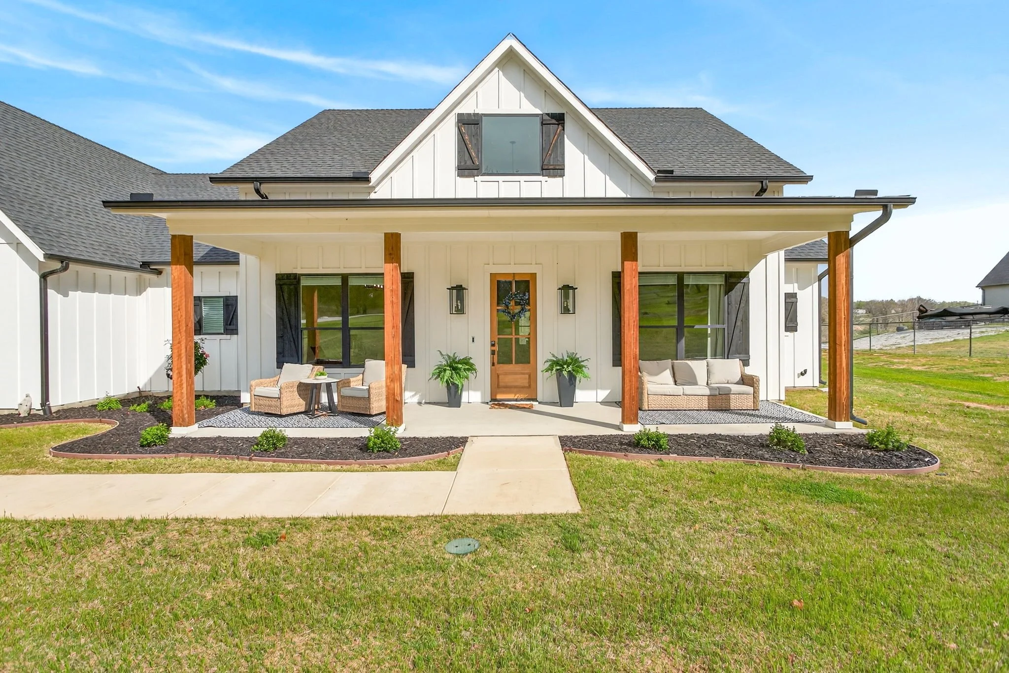 136 Grace Vw Rd (13 of 77).jpg