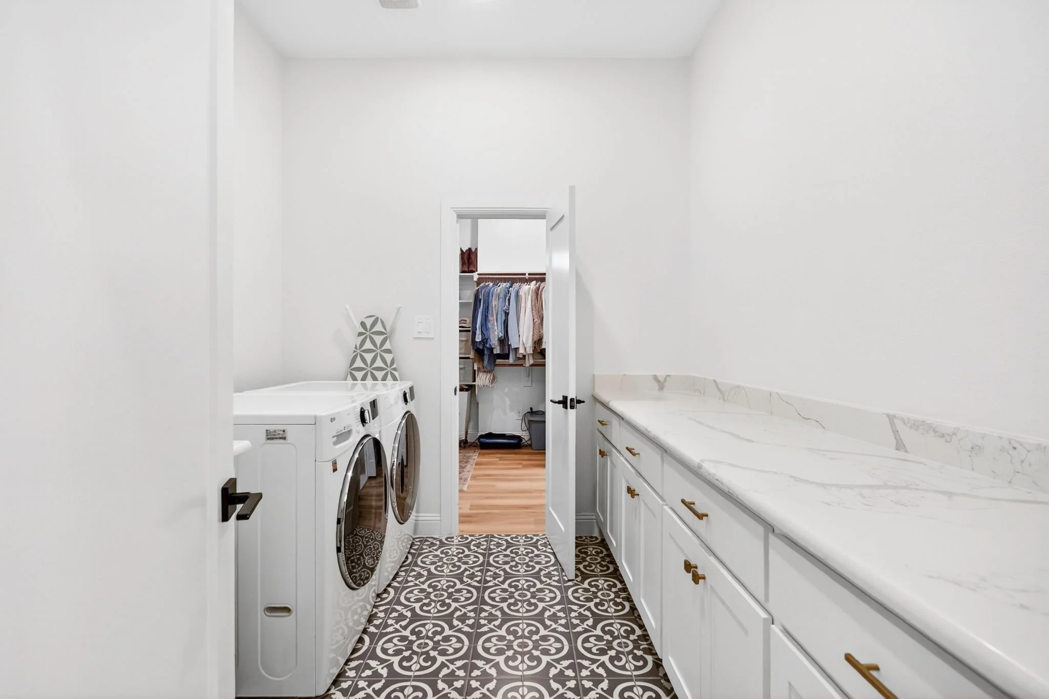 136 Grace Vw Rd (61 of 77).jpg