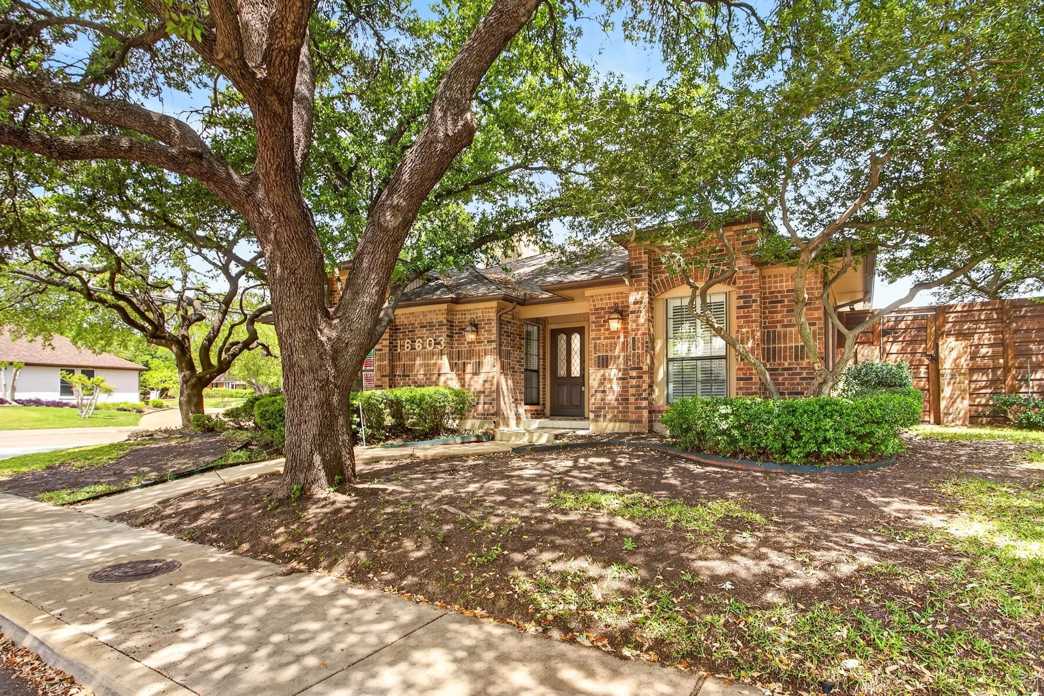 16603 Cleary Cir (2 of 46).jpg