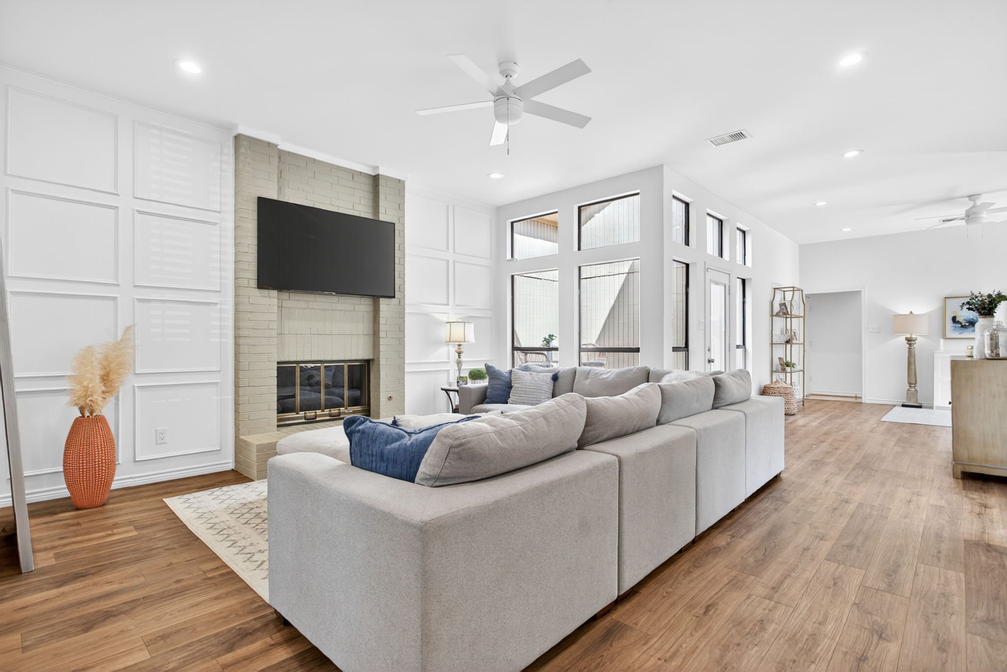 16603 Cleary Cir (23 of 46).jpg