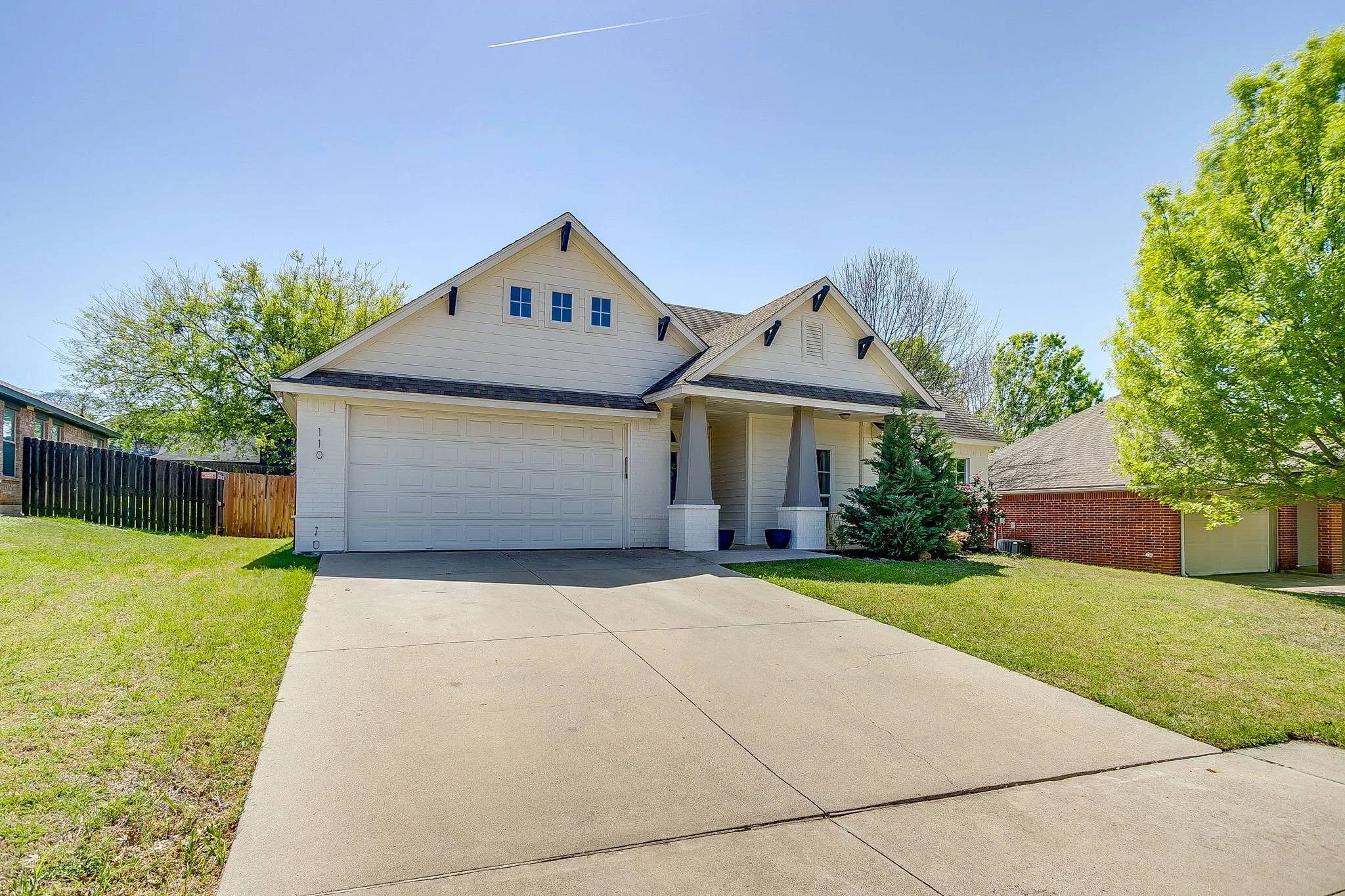 110 Water Oak Ln (1 of 42).jpg