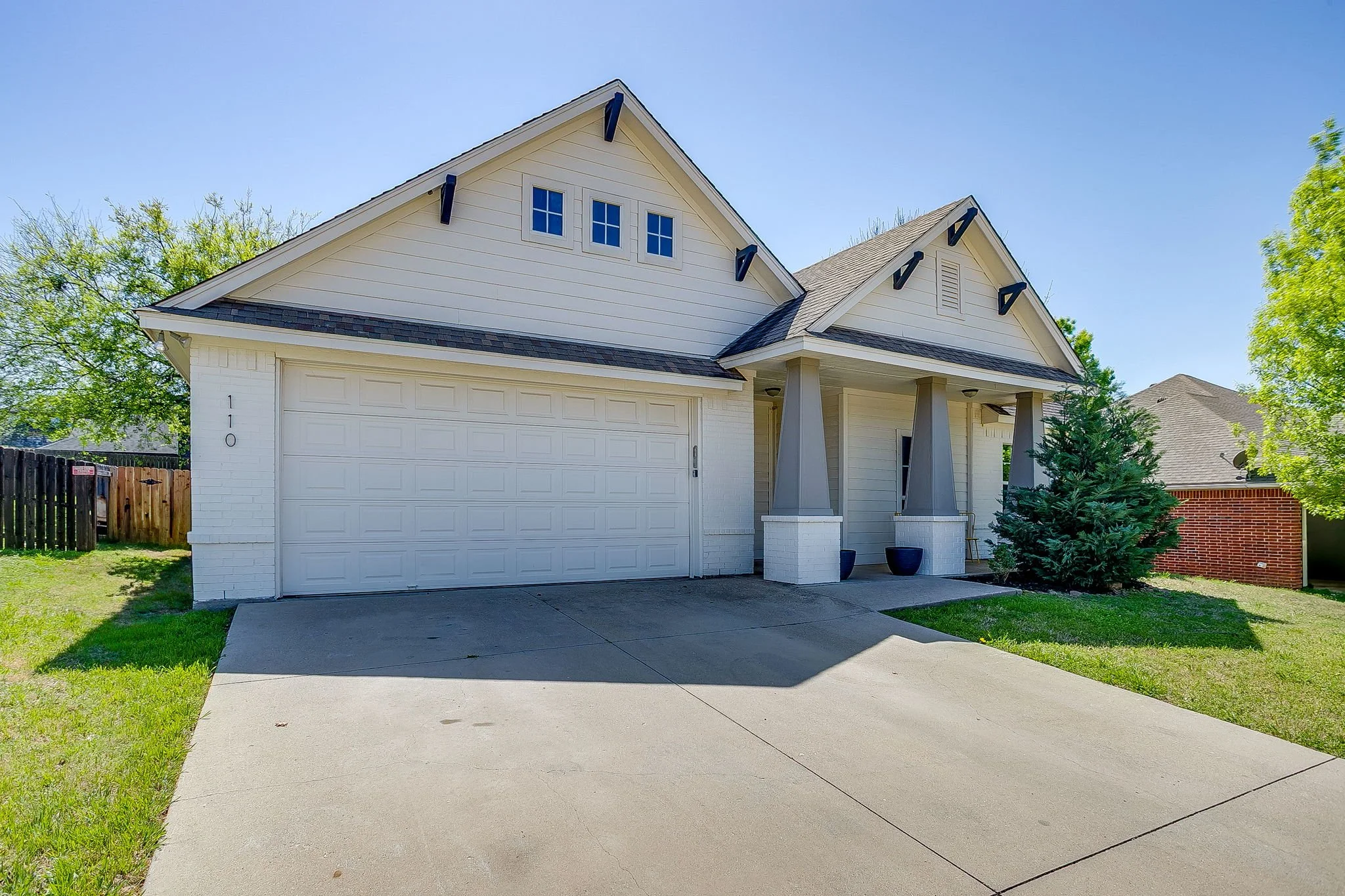 110 Water Oak Ln (2 of 42).jpg