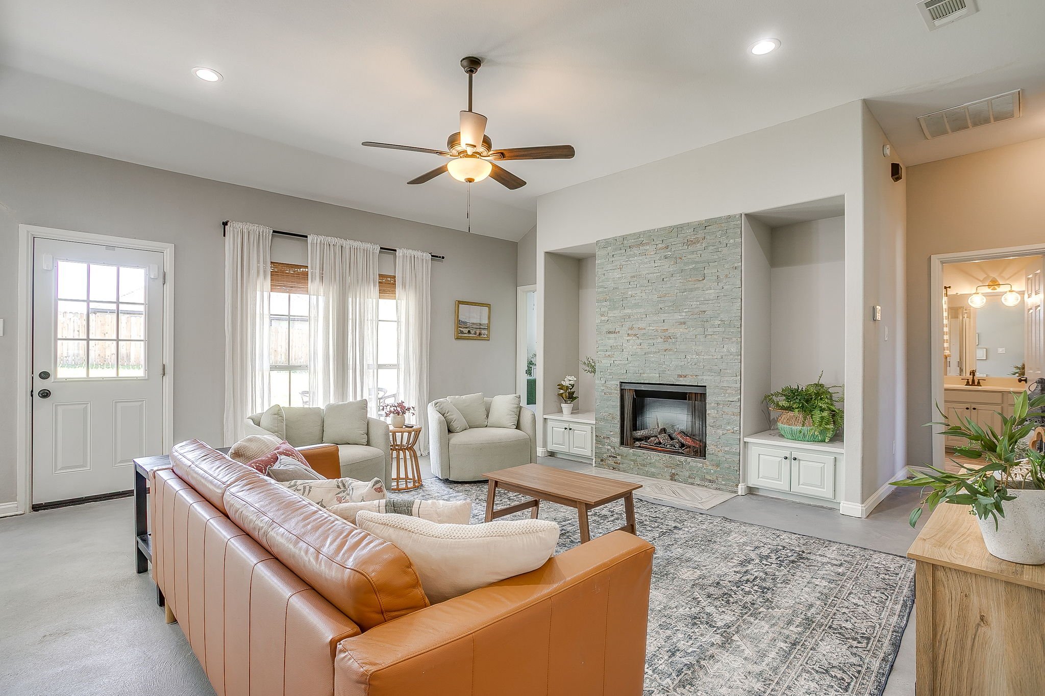 110 Water Oak Ln (12 of 42).jpg