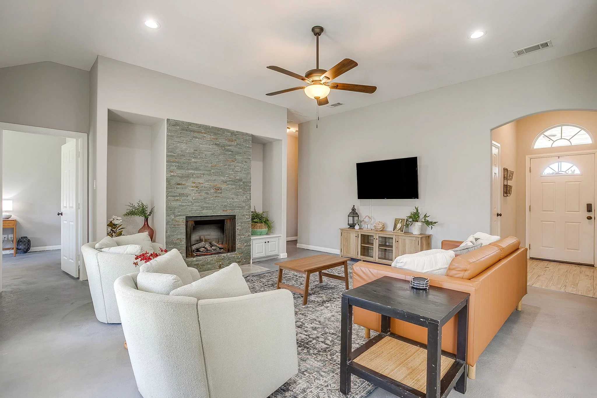 110 Water Oak Ln (17 of 42).jpg