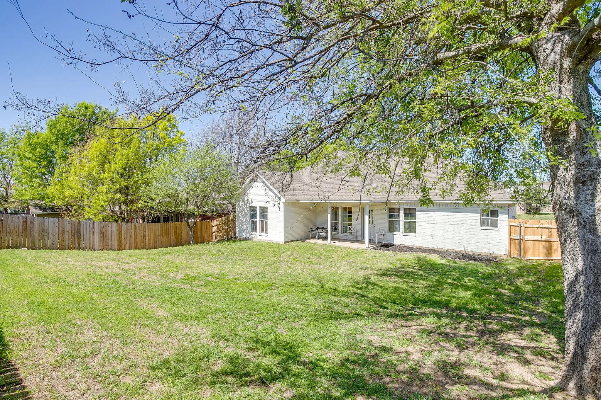 110 Water Oak Ln (39 of 42).jpg