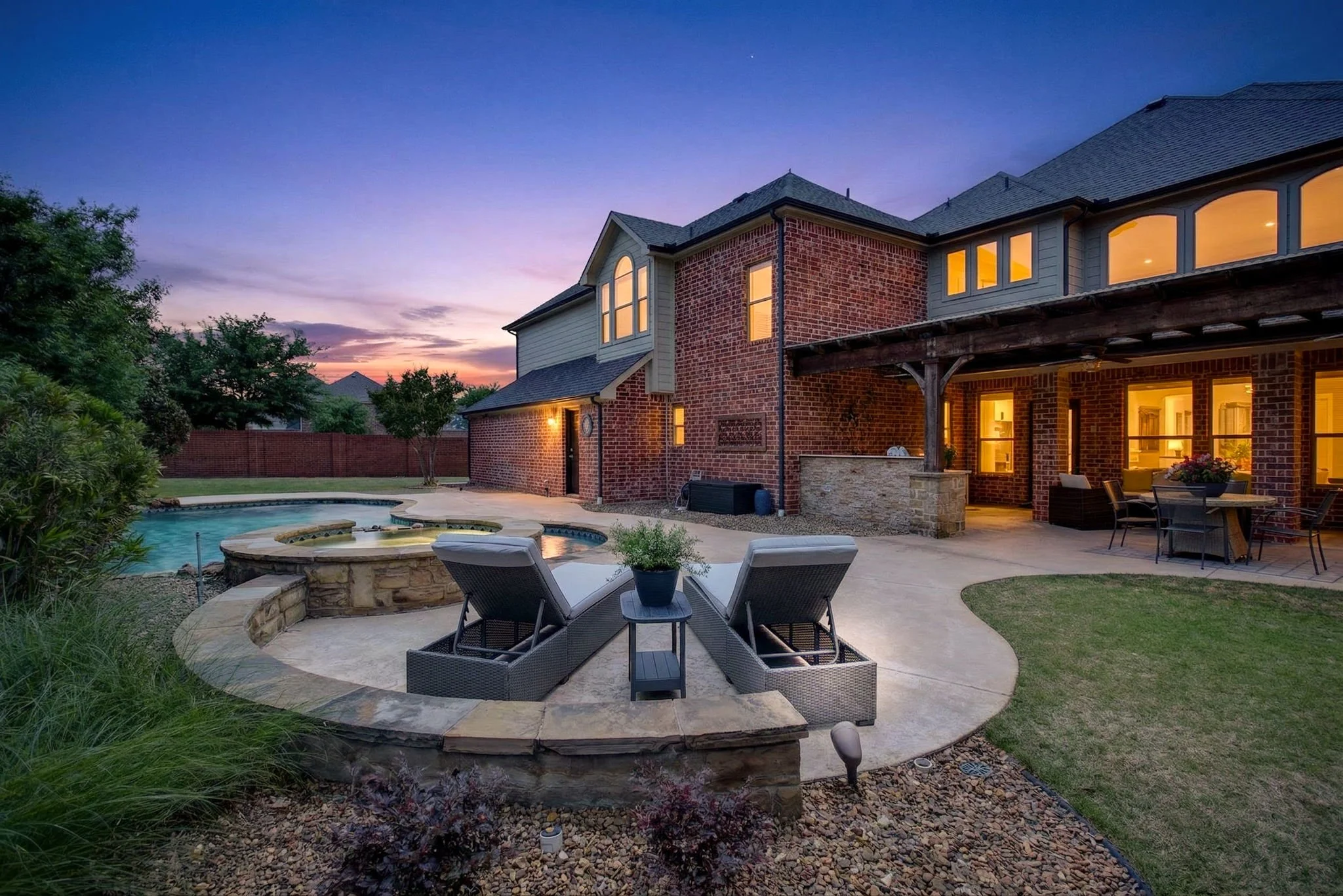1921 Cedar Springs Dr Twilight (1 of 1).jpg
