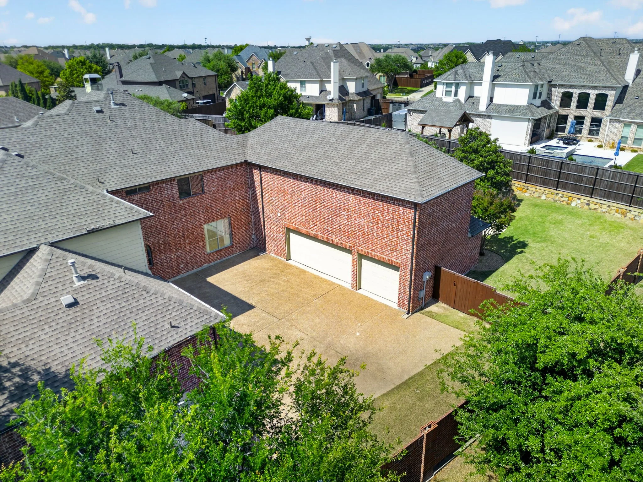 1921 Cedar Springs Dr (11 of 116).jpg