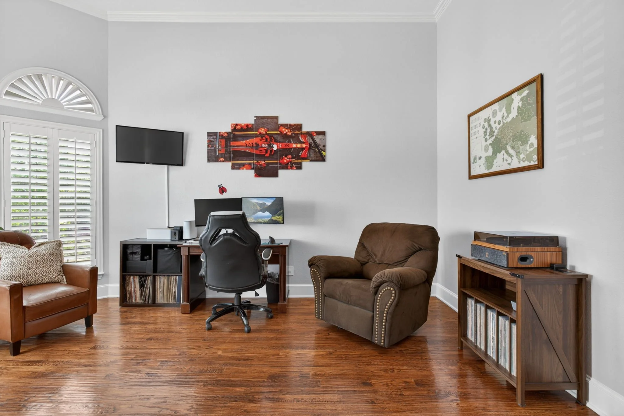 1921 Cedar Springs Dr (26 of 116).jpg