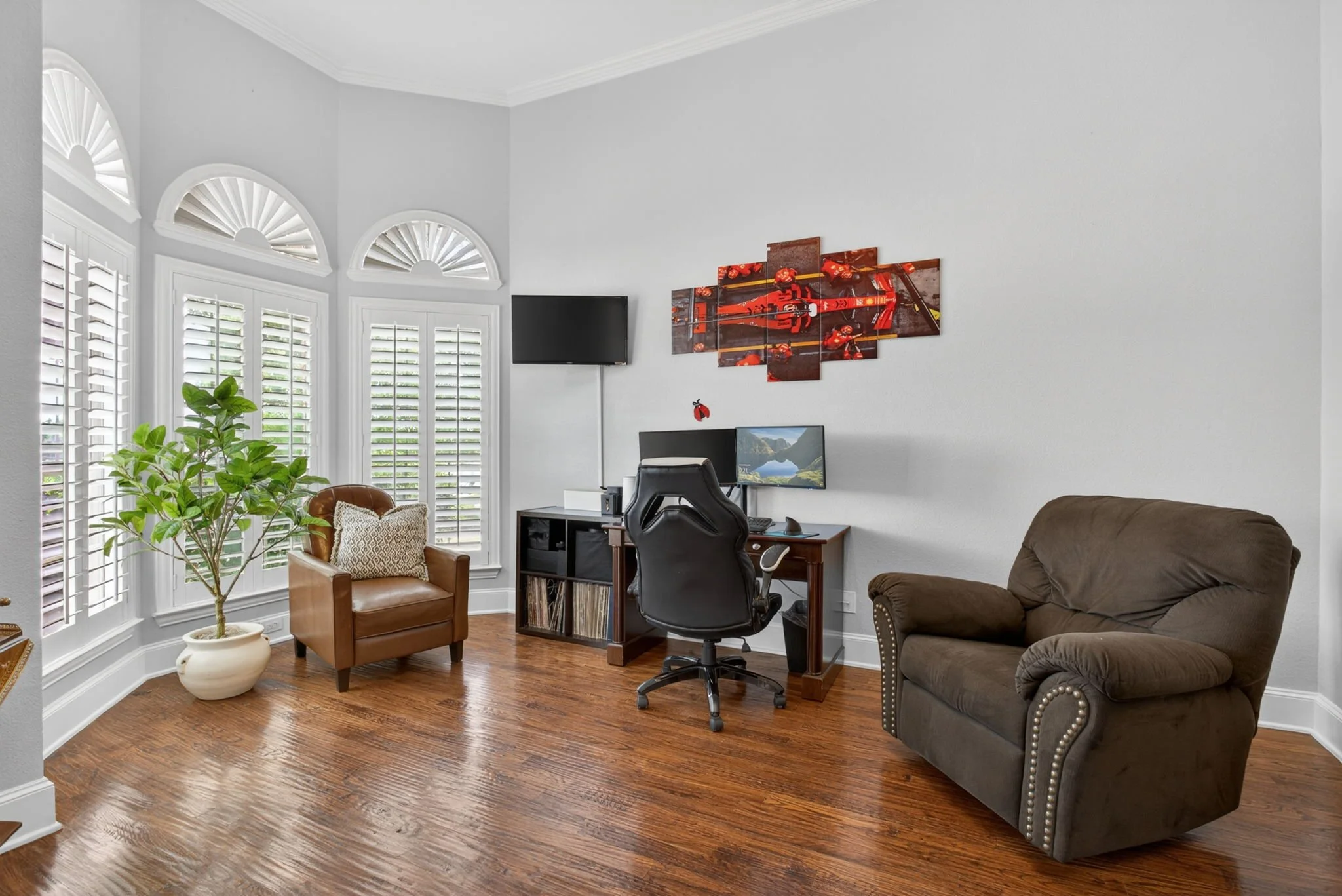 1921 Cedar Springs Dr (27 of 116).jpg