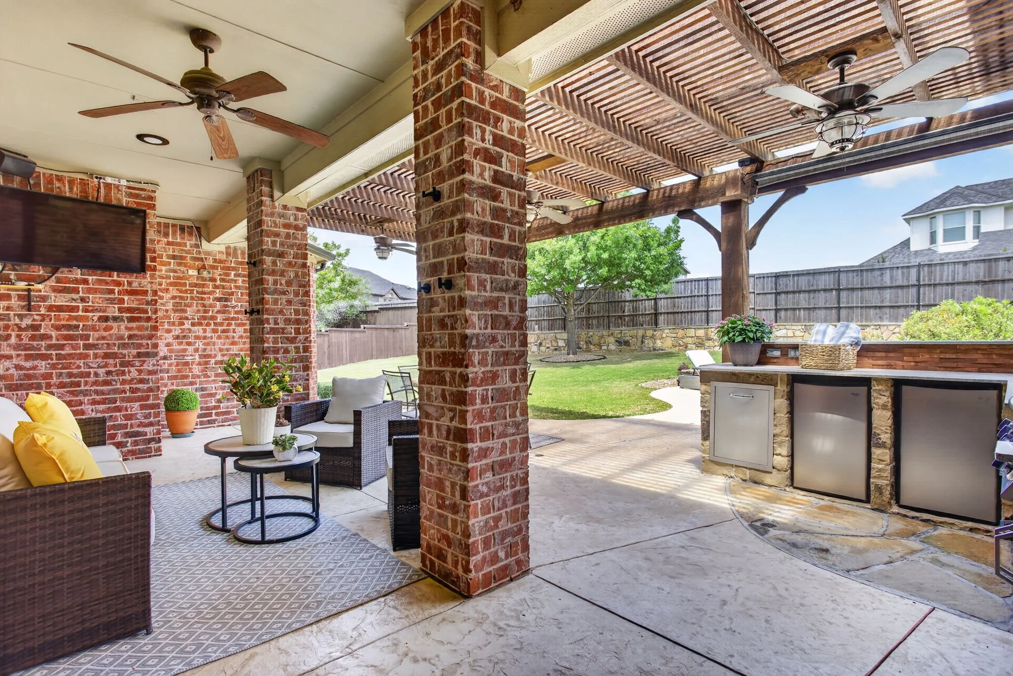 1921 Cedar Springs Dr (94 of 116).jpg