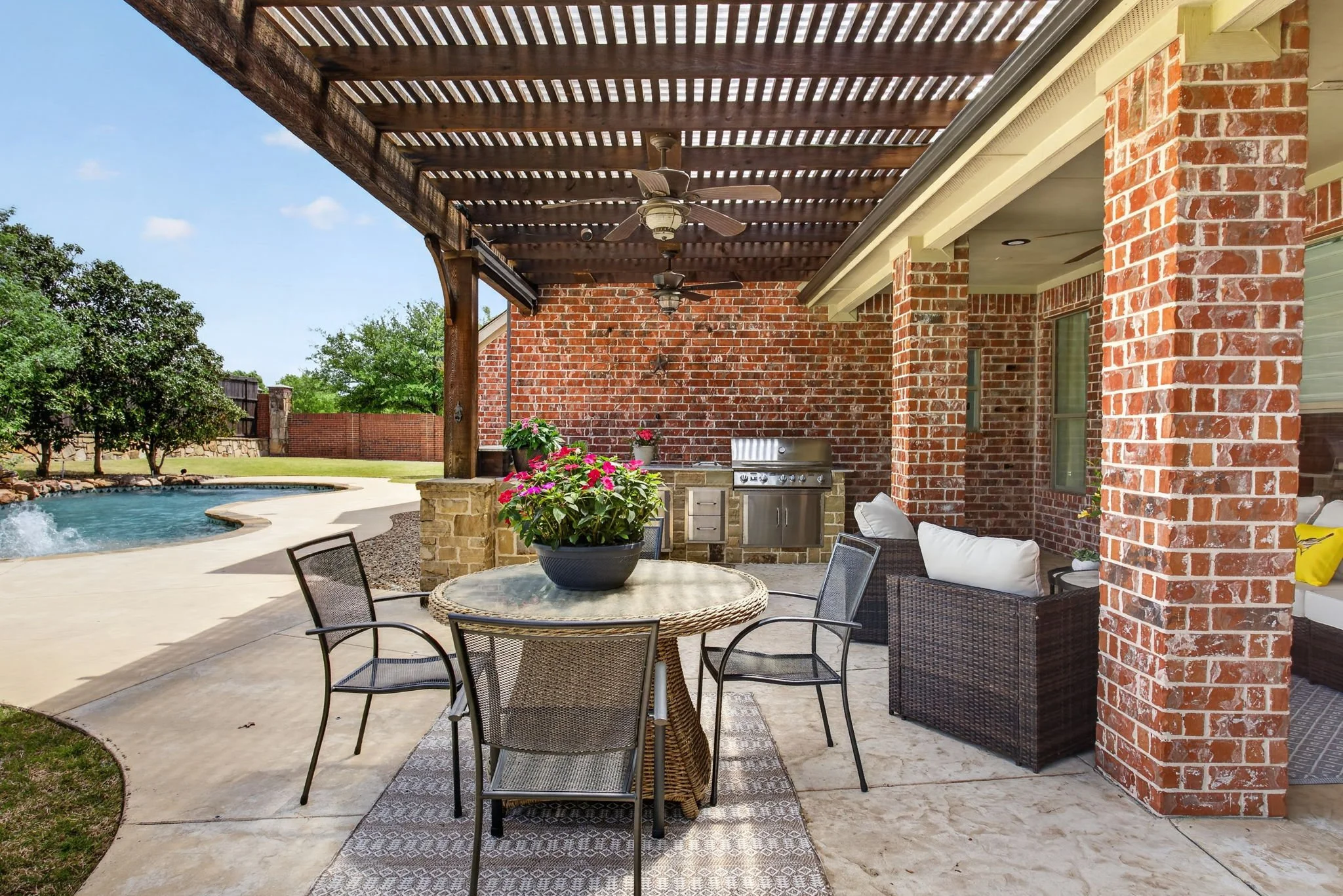 1921 Cedar Springs Dr (99 of 116).jpg